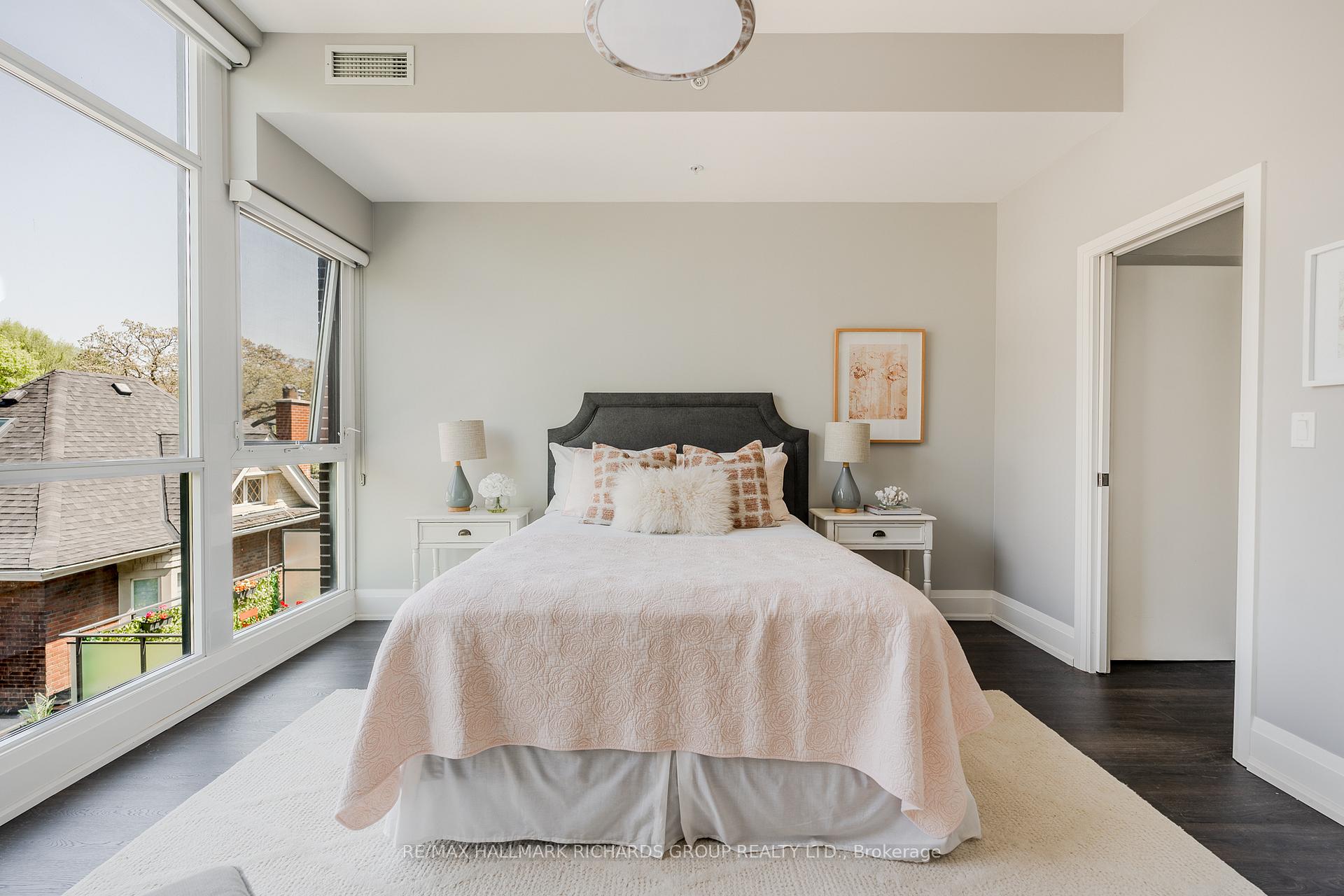 2 Bellefair Avenue TH5, Toronto Unit: TH5
