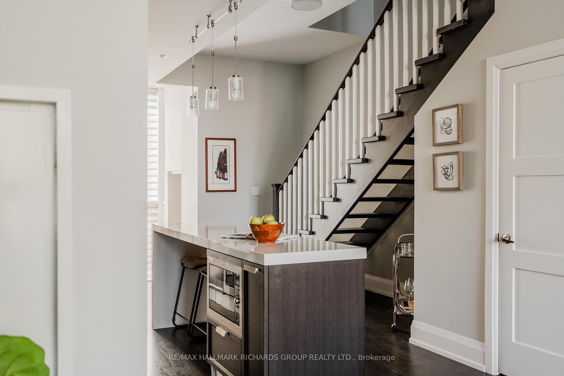 2 Bellefair Avenue TH5, Toronto Unit: TH5
