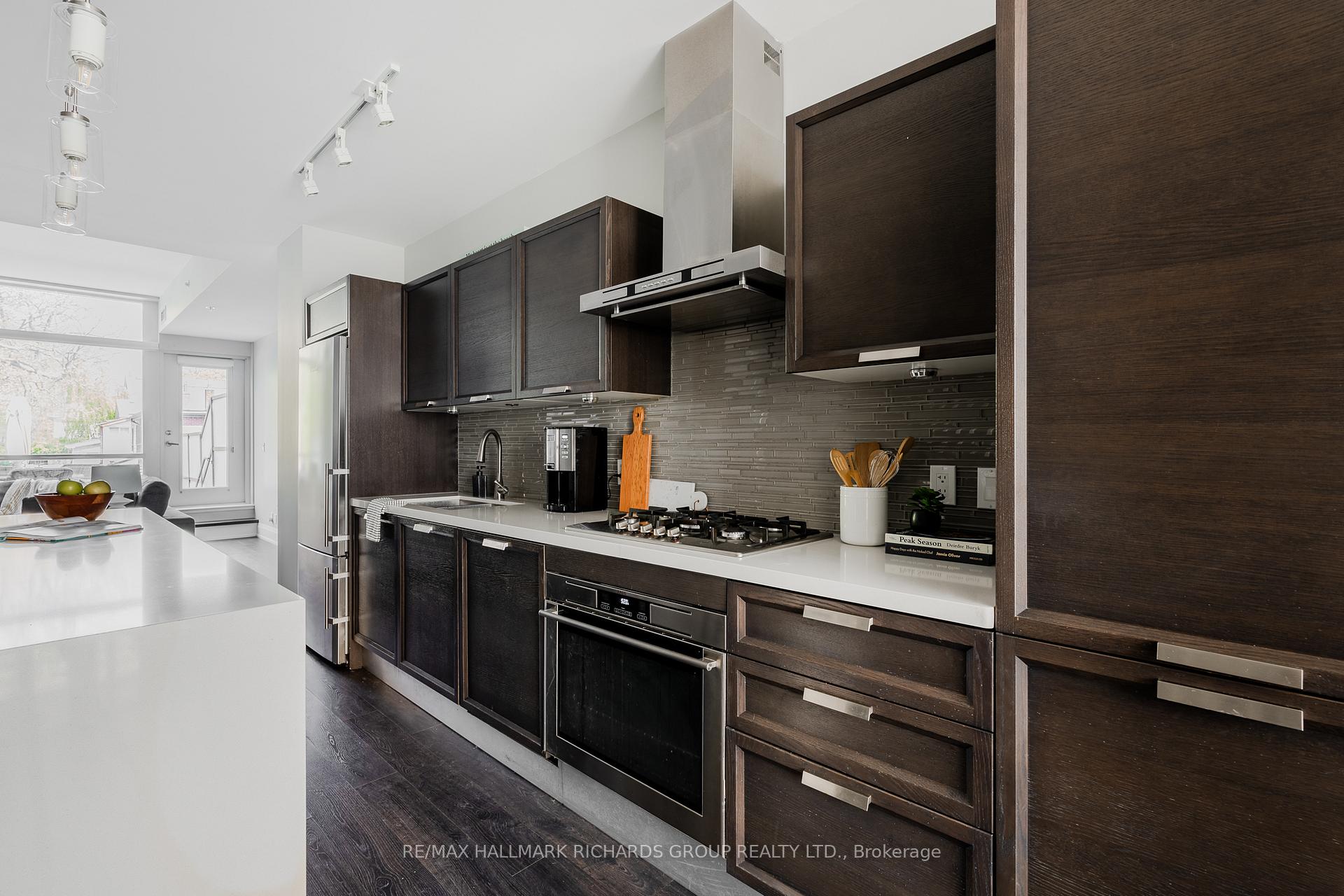 2 Bellefair Avenue TH5, Toronto Unit: TH5