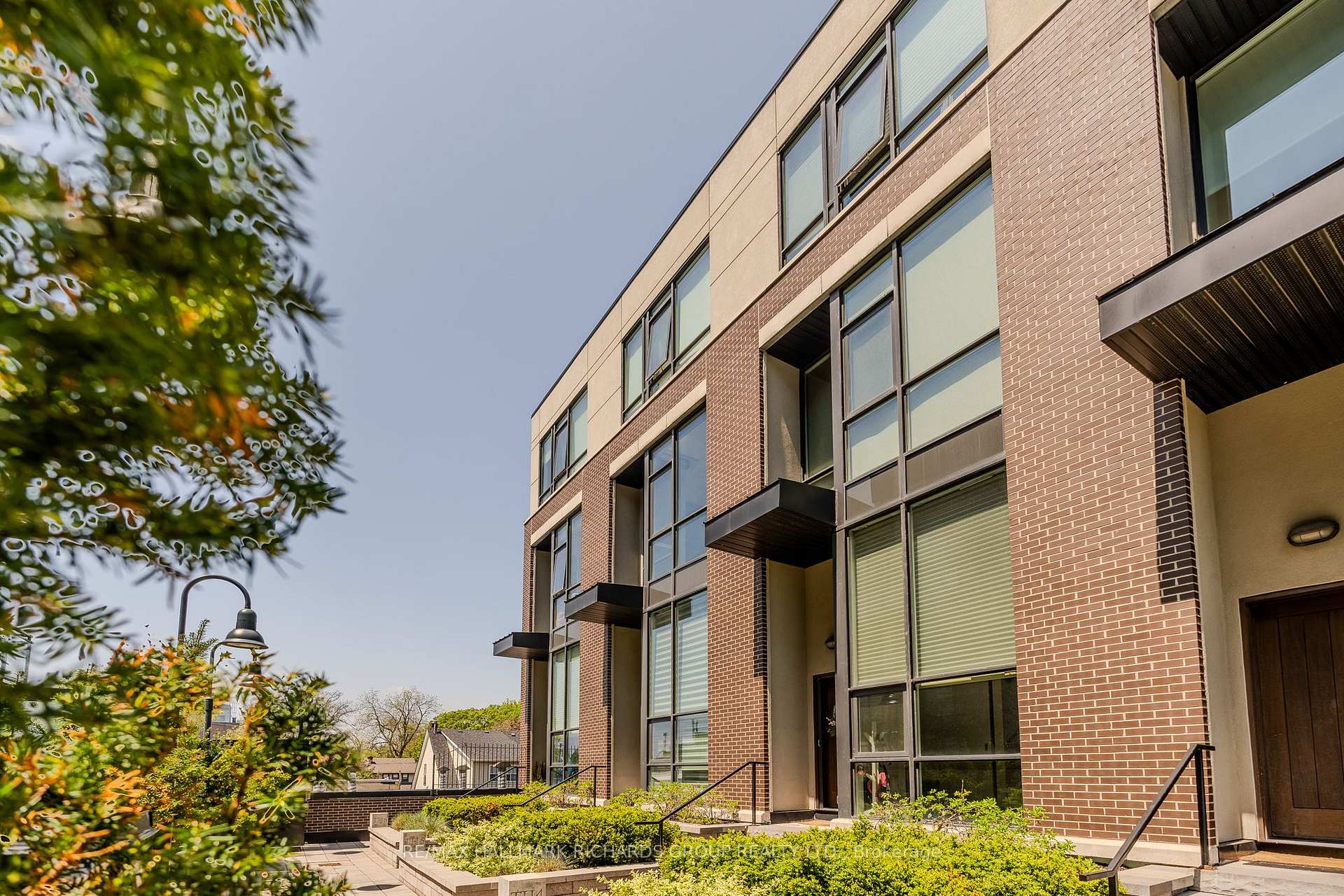 2 Bellefair Avenue TH5, Toronto Unit: TH5