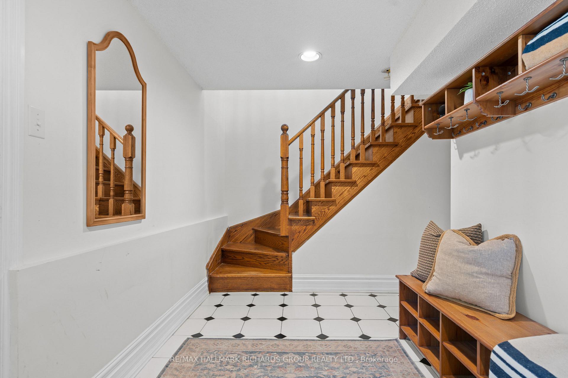 180 Willow Avenue, Toronto