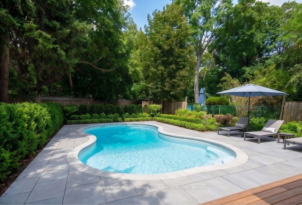 98 Ferris Road, Toronto