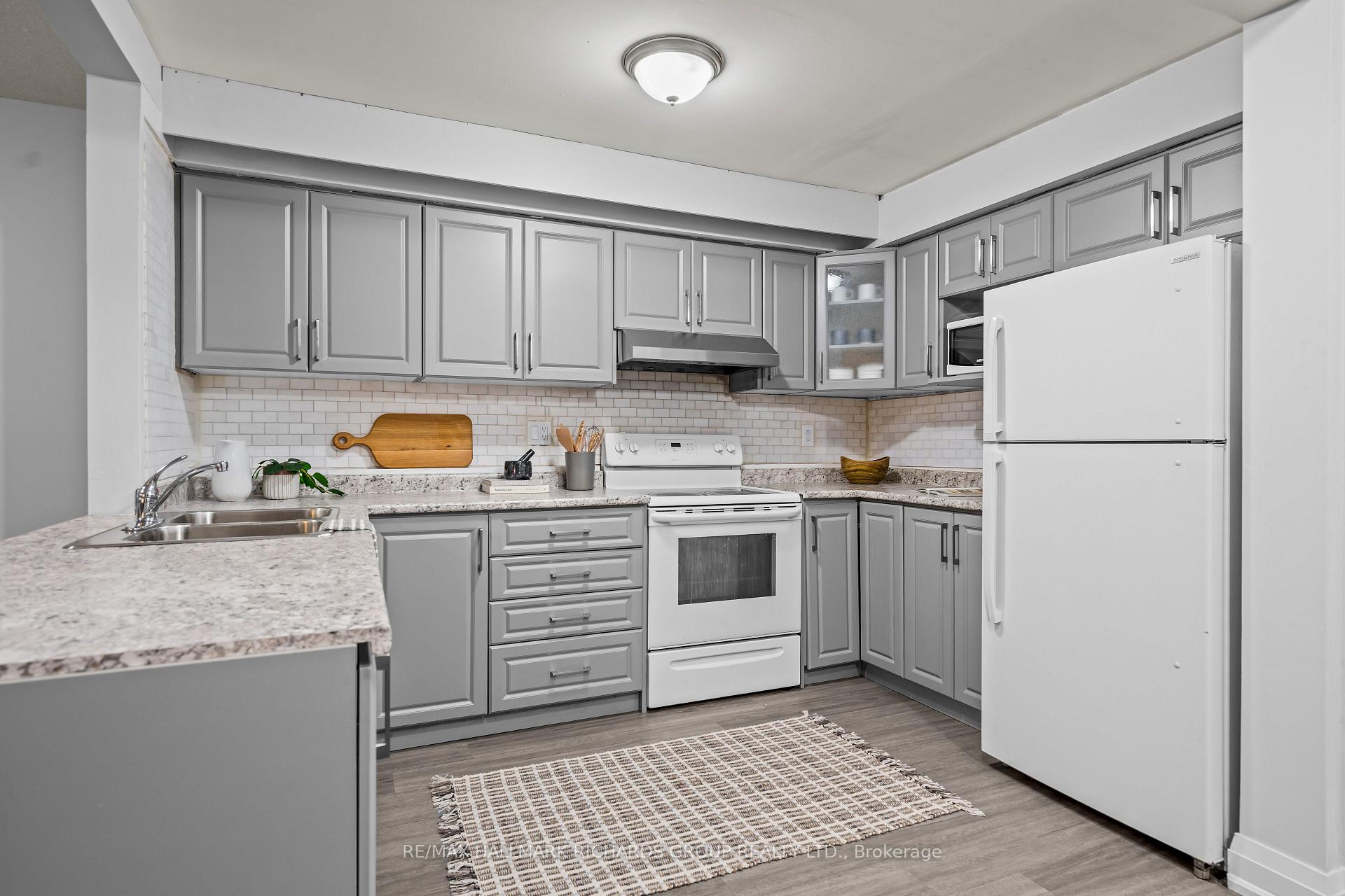 11 Livonia Place 18, Toronto Unit: 18
