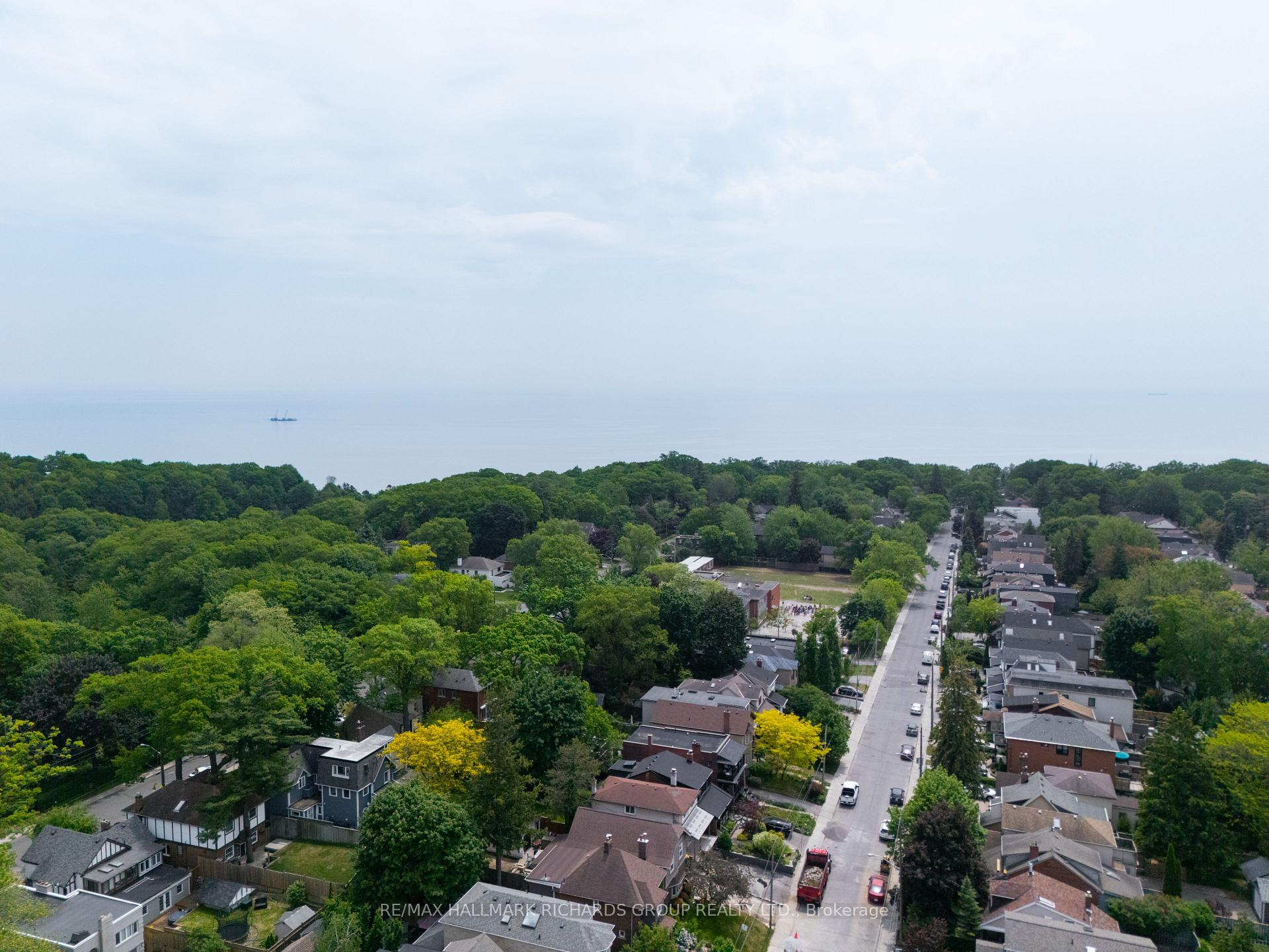 1161 Kingston Road PH701, Toronto Unit: PH701