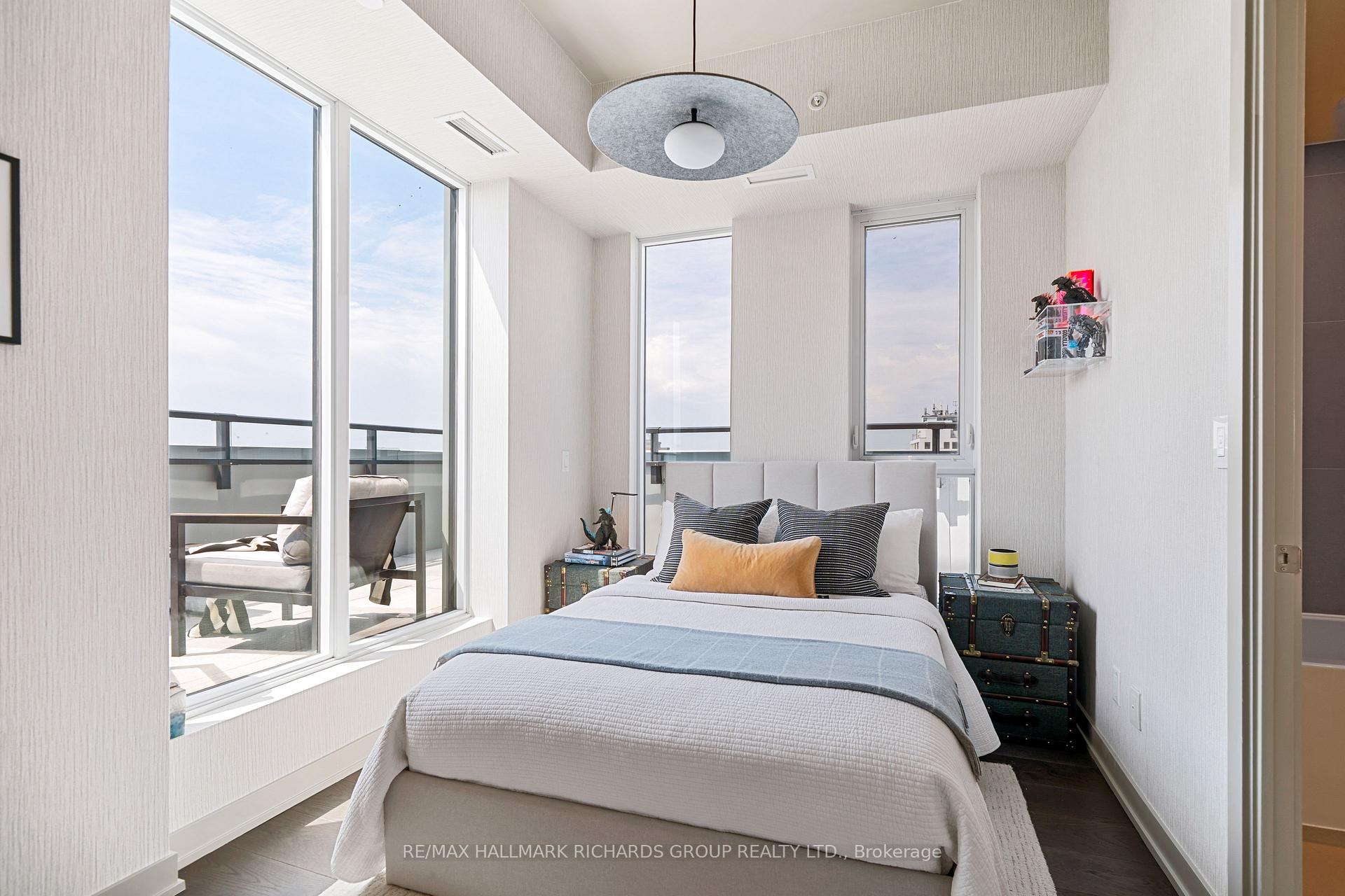 1161 Kingston Road PH701, Toronto Unit: PH701