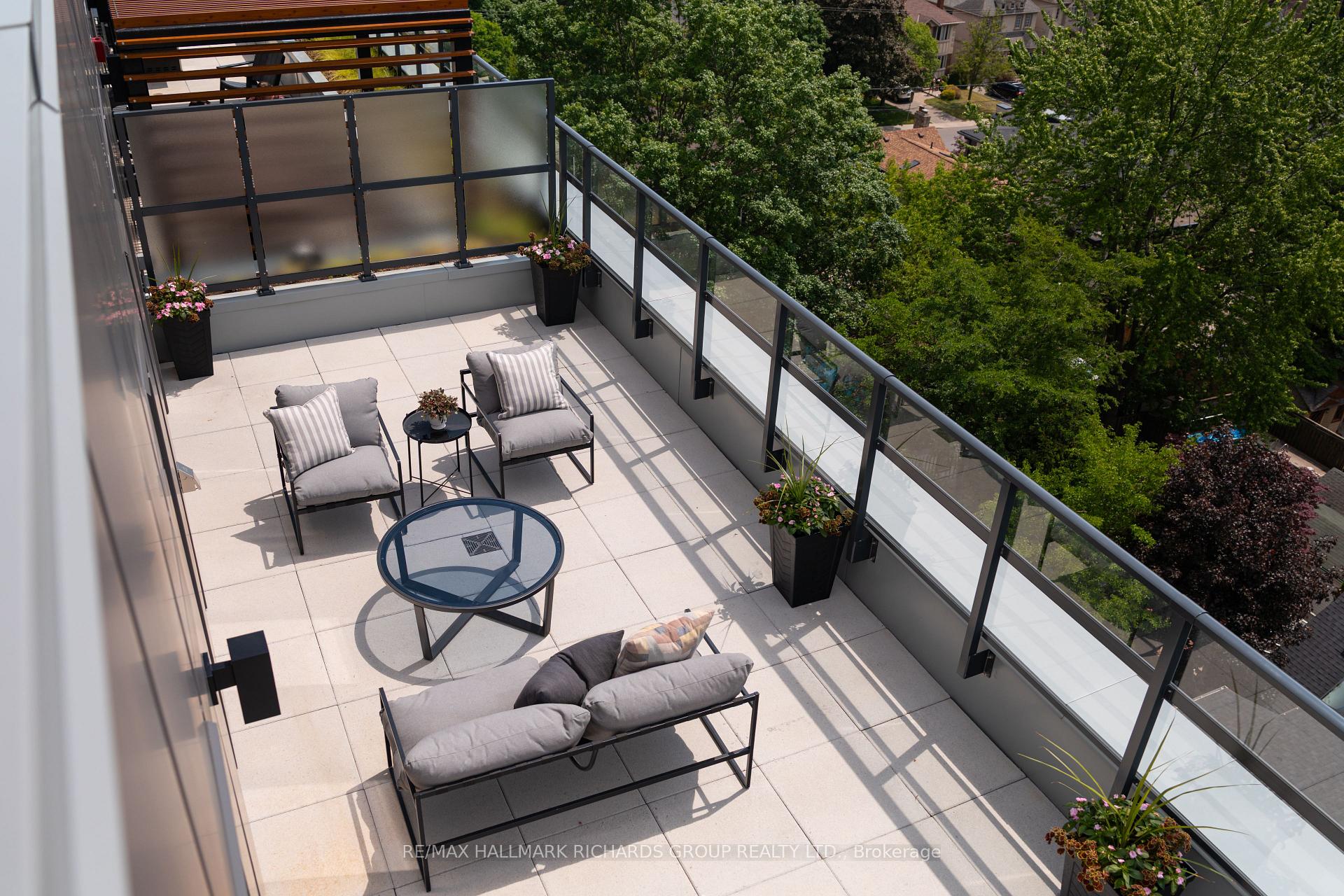 1161 Kingston Road PH701, Toronto Unit: PH701