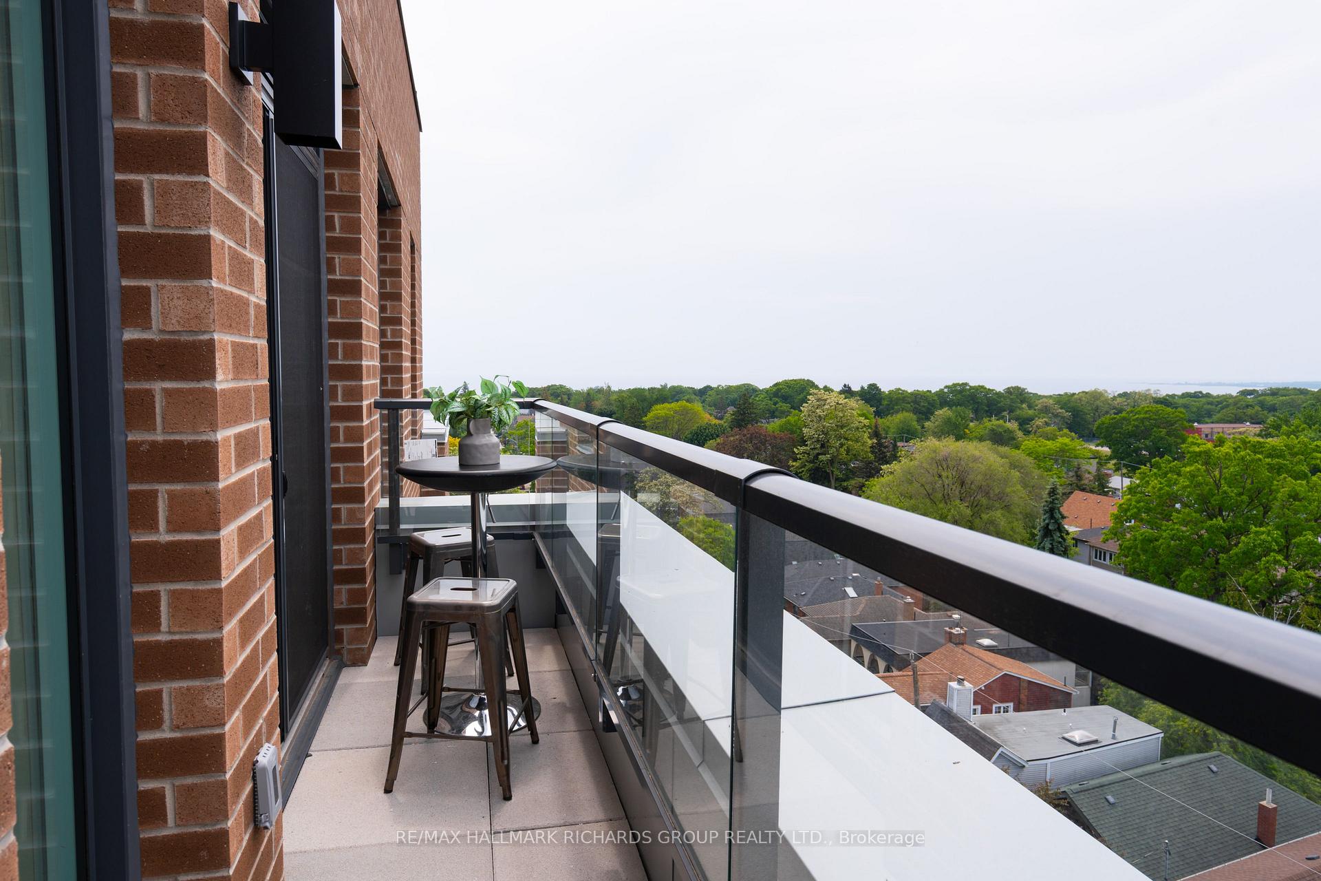 1161 Kingston Road PH701, Toronto Unit: PH701