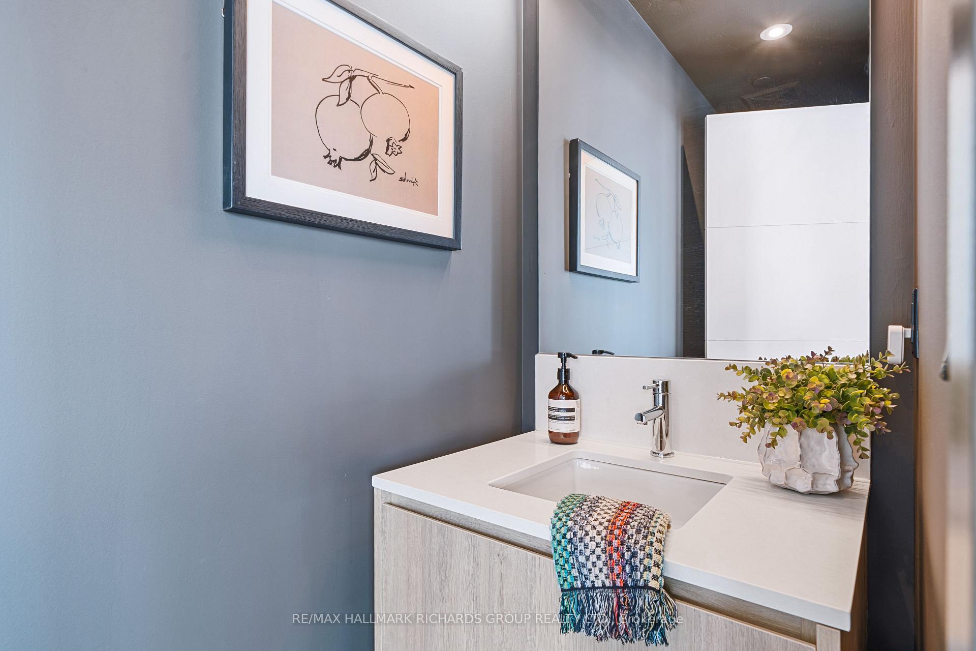1161 Kingston Road PH701, Toronto Unit: PH701