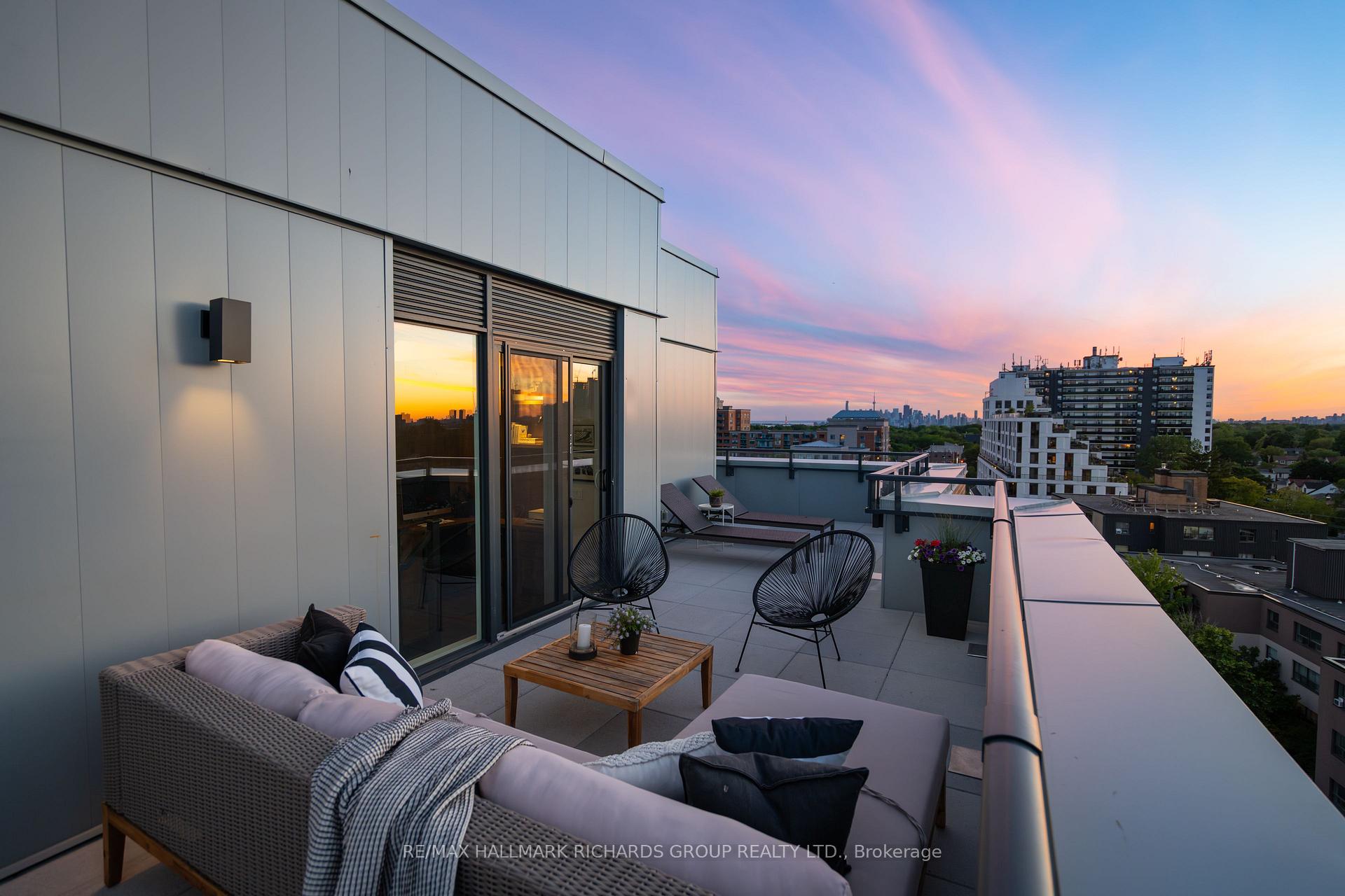 1161 Kingston Road PH701, Toronto Unit: PH701