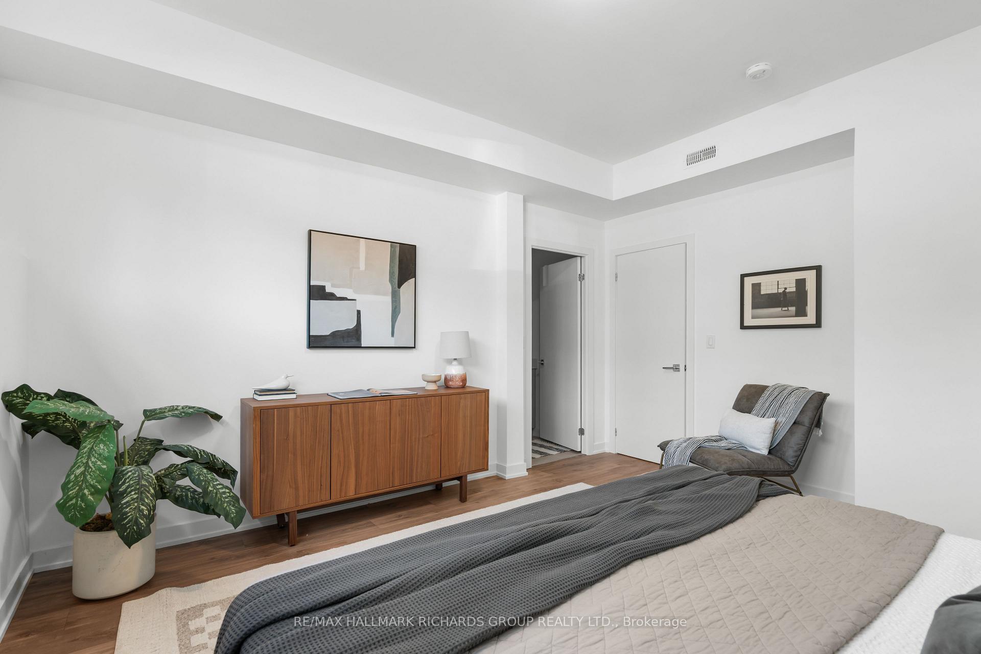 35 Birchcliff Avenue 4, Toronto Unit: 4