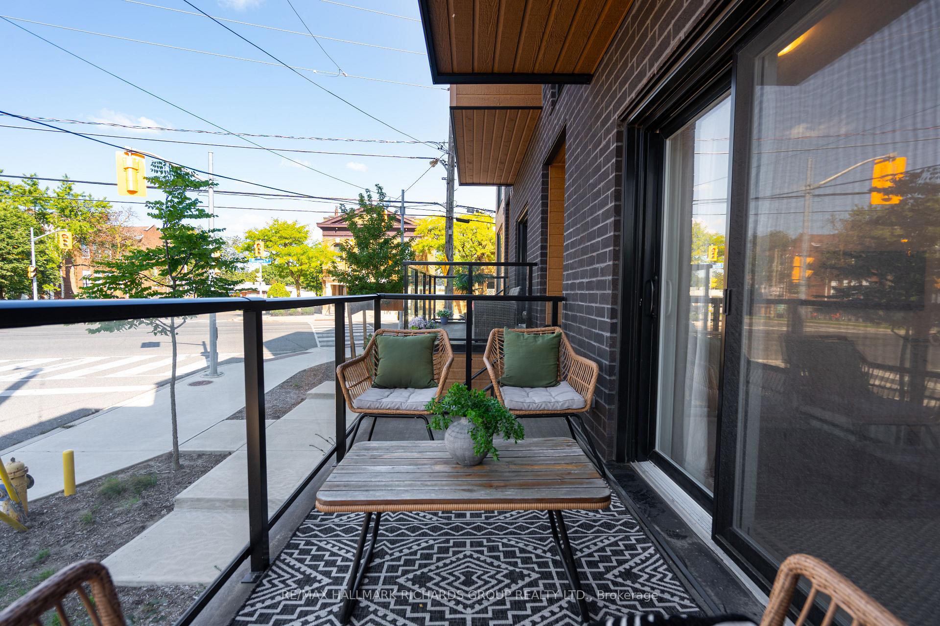 35 Birchcliff Avenue 4, Toronto Unit: 4