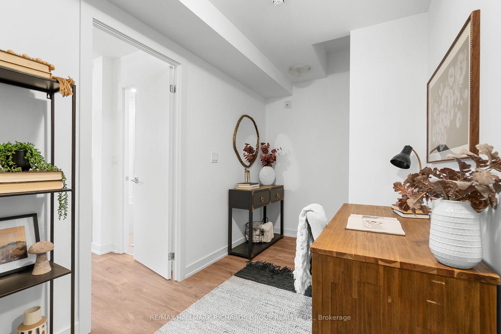 35 Birchcliff Avenue 4, Toronto Unit: 4