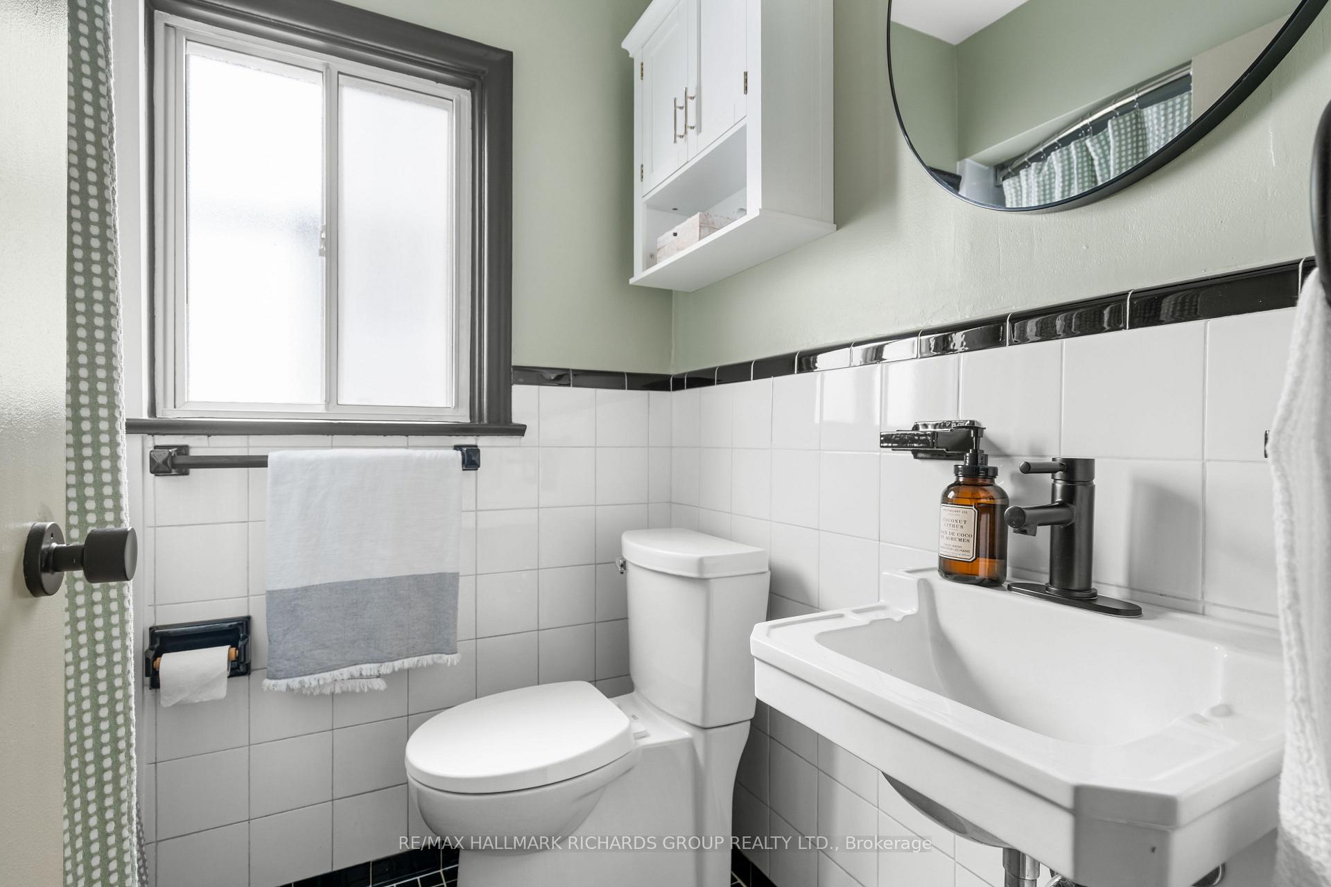 75 Wayland Avenue, Toronto