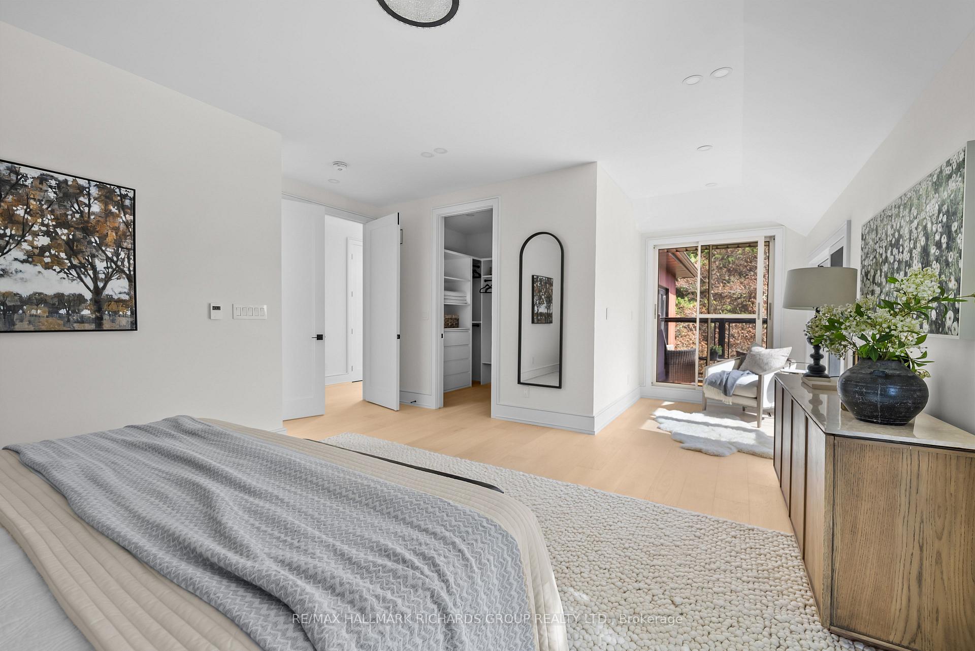 44 Sunnypoint Crescent, Toronto