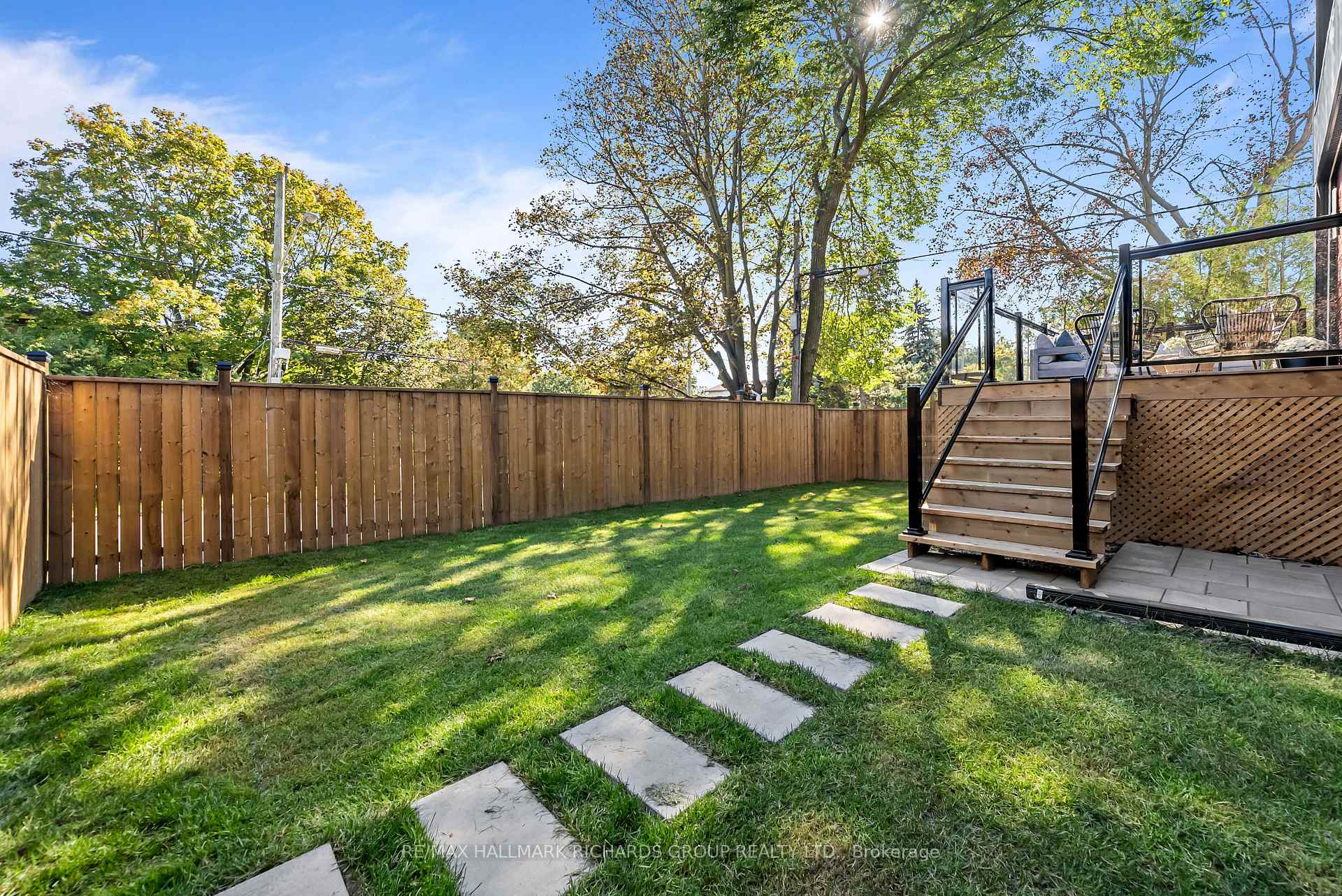 44 Sunnypoint Crescent, Toronto