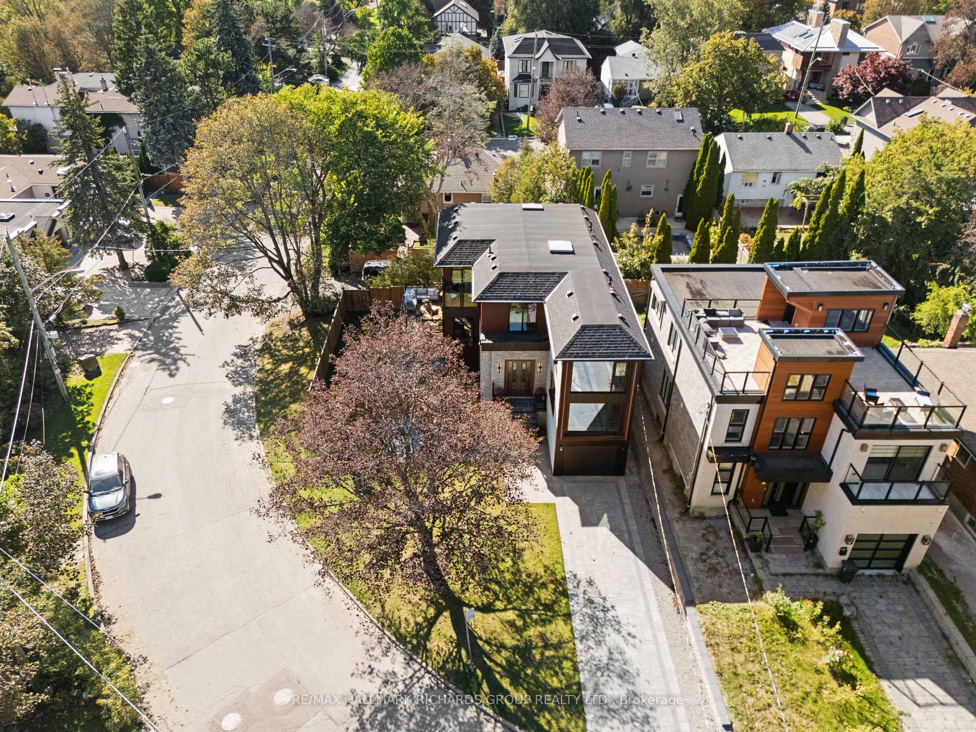 44 Sunnypoint Crescent, Toronto