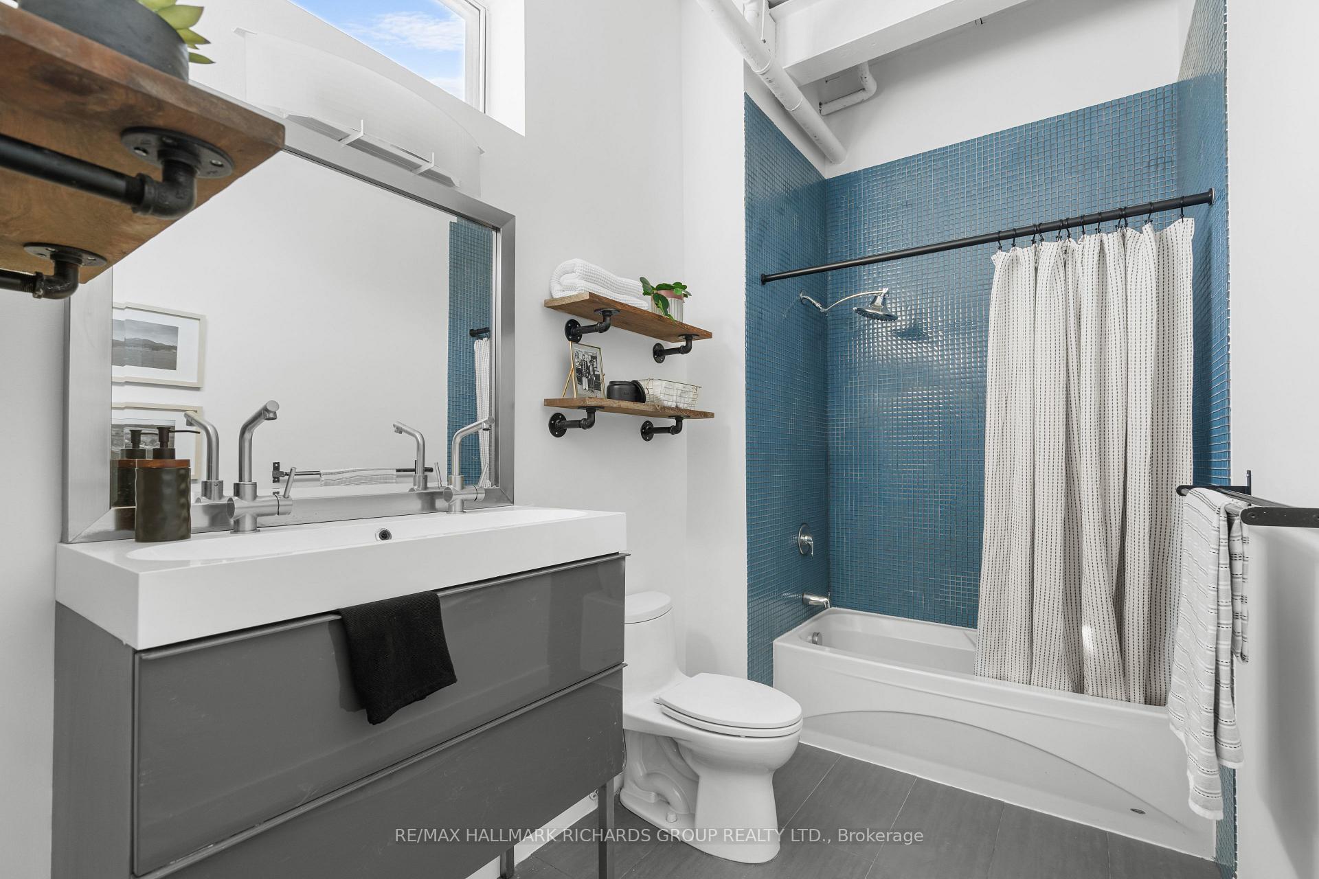 326 Carlaw Avenue 118, Toronto Unit: 118
