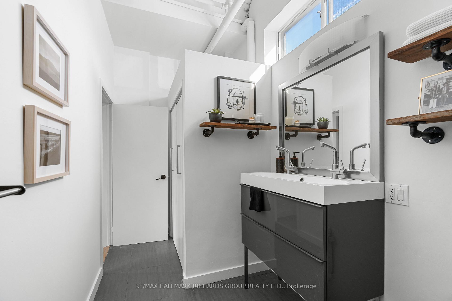 326 Carlaw Avenue 118, Toronto Unit: 118