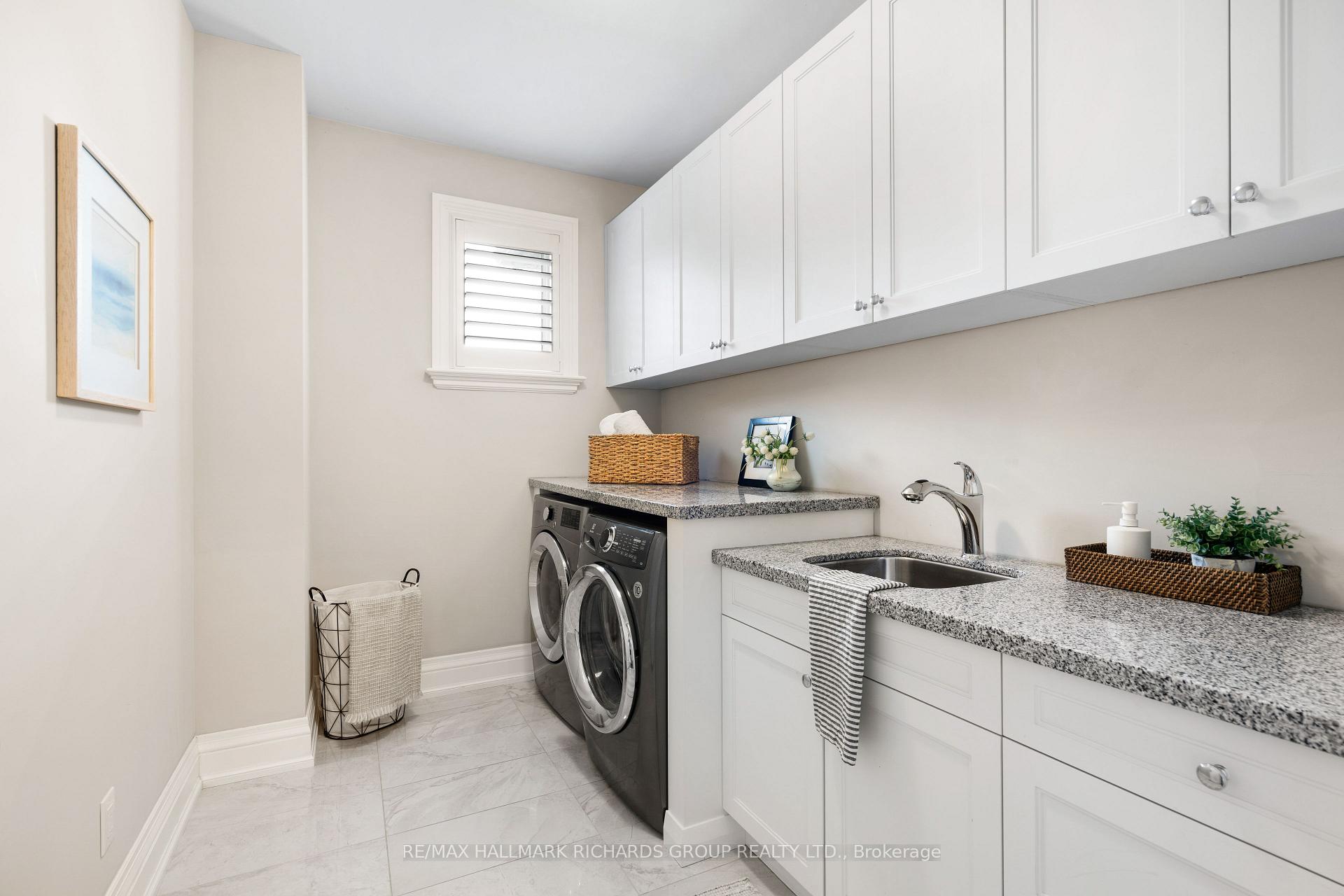 50 Weldrick Road W