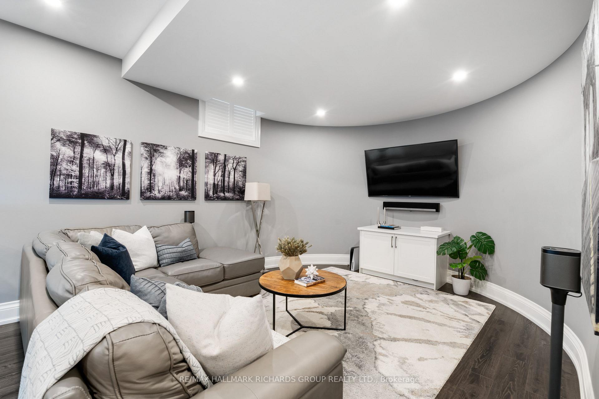 50 Weldrick Road W