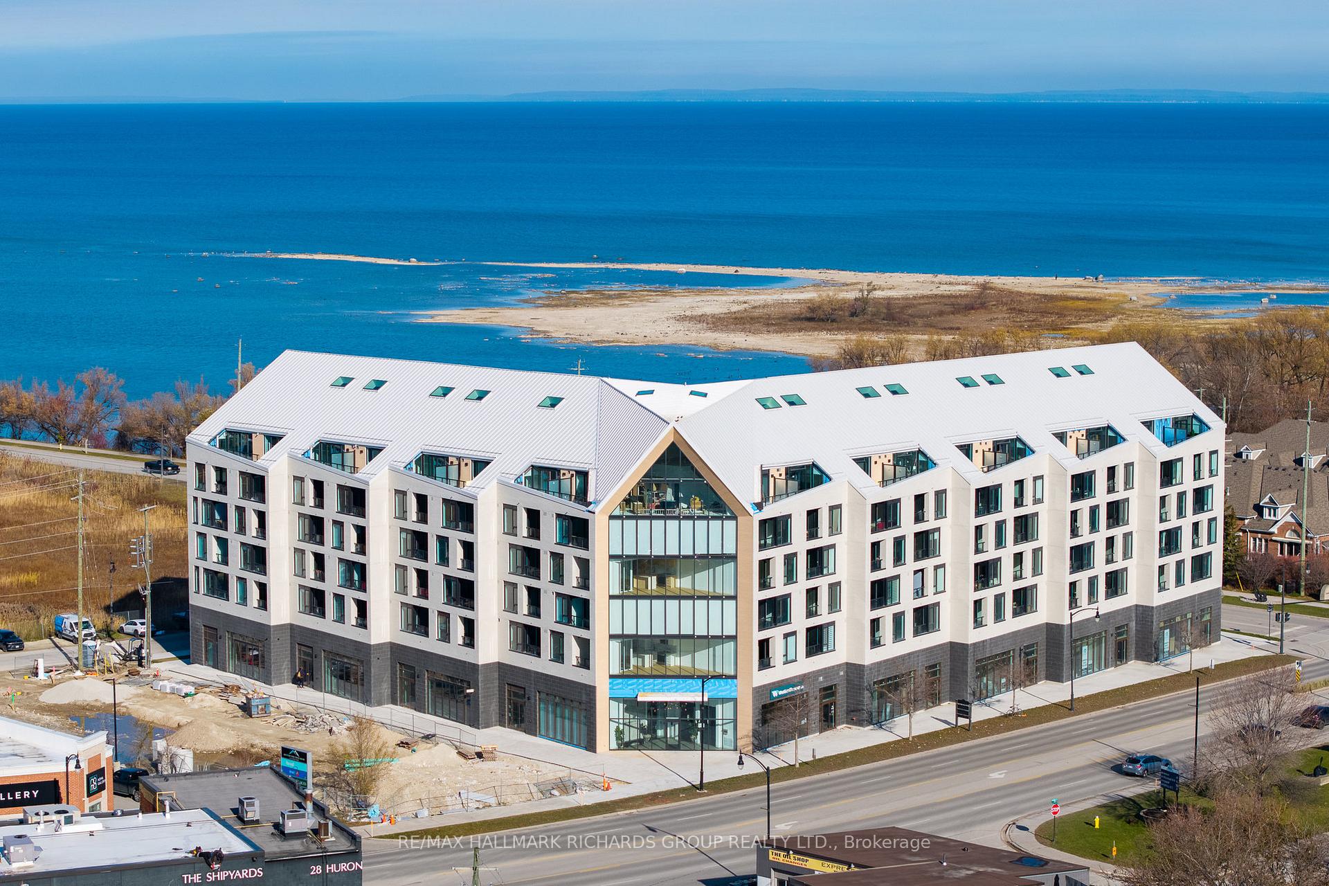 31 Huron Street PH610