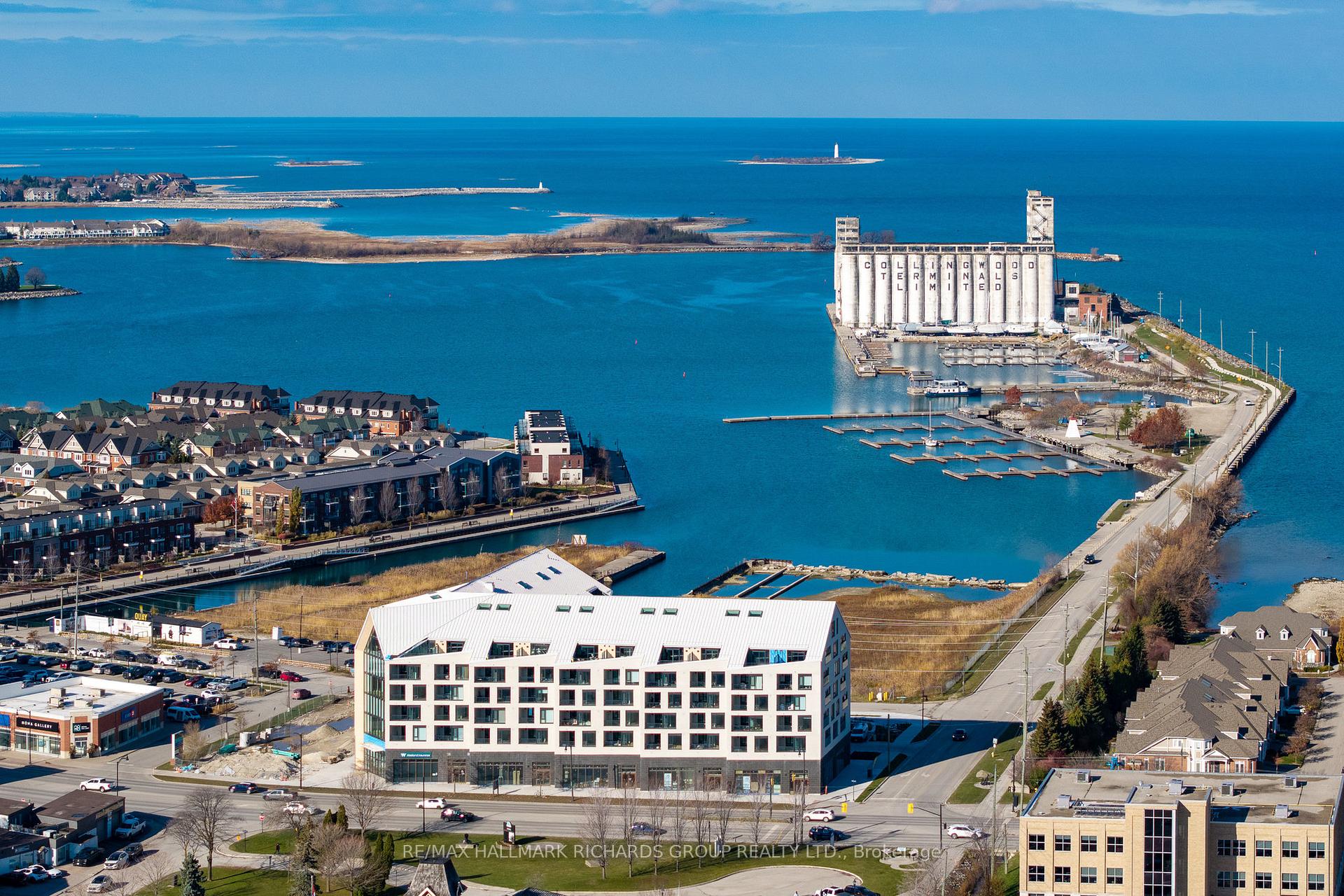 31 Huron Street PH610