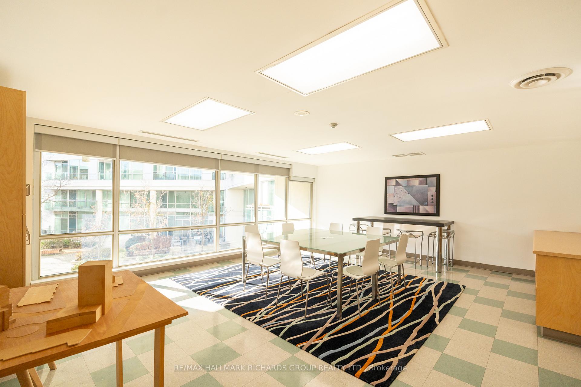 5 Marine Parade Drive 909