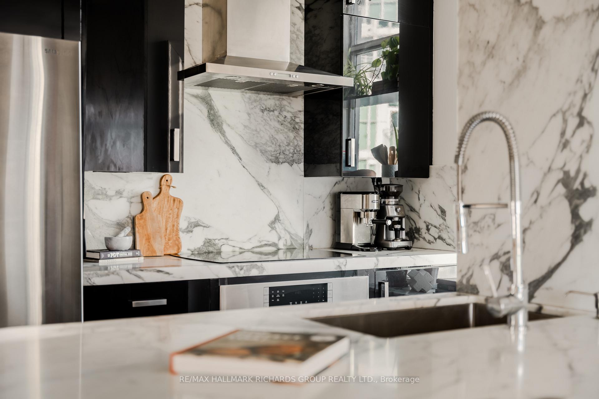 5 Marine Parade Drive 909