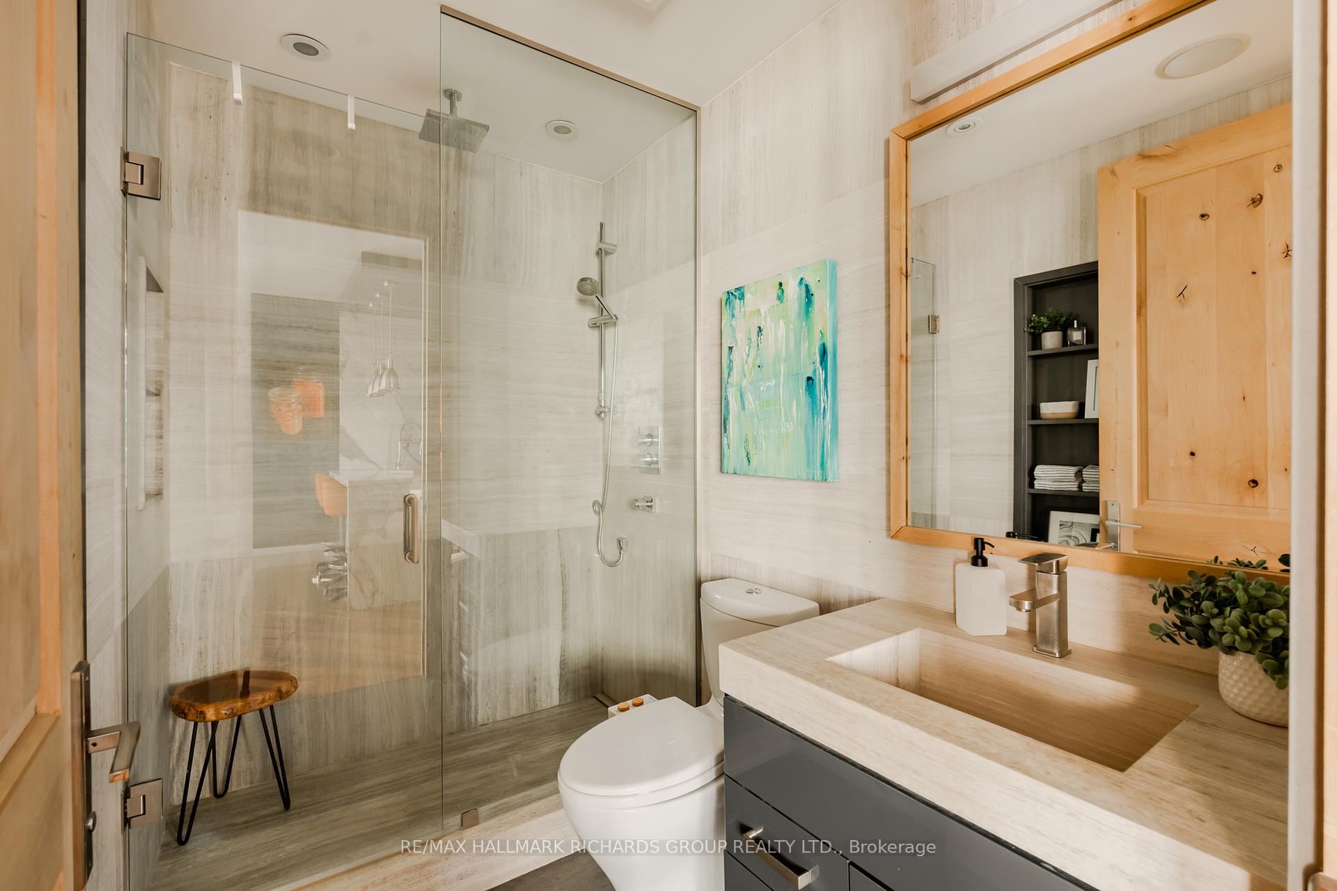 5 Marine Parade Drive 909