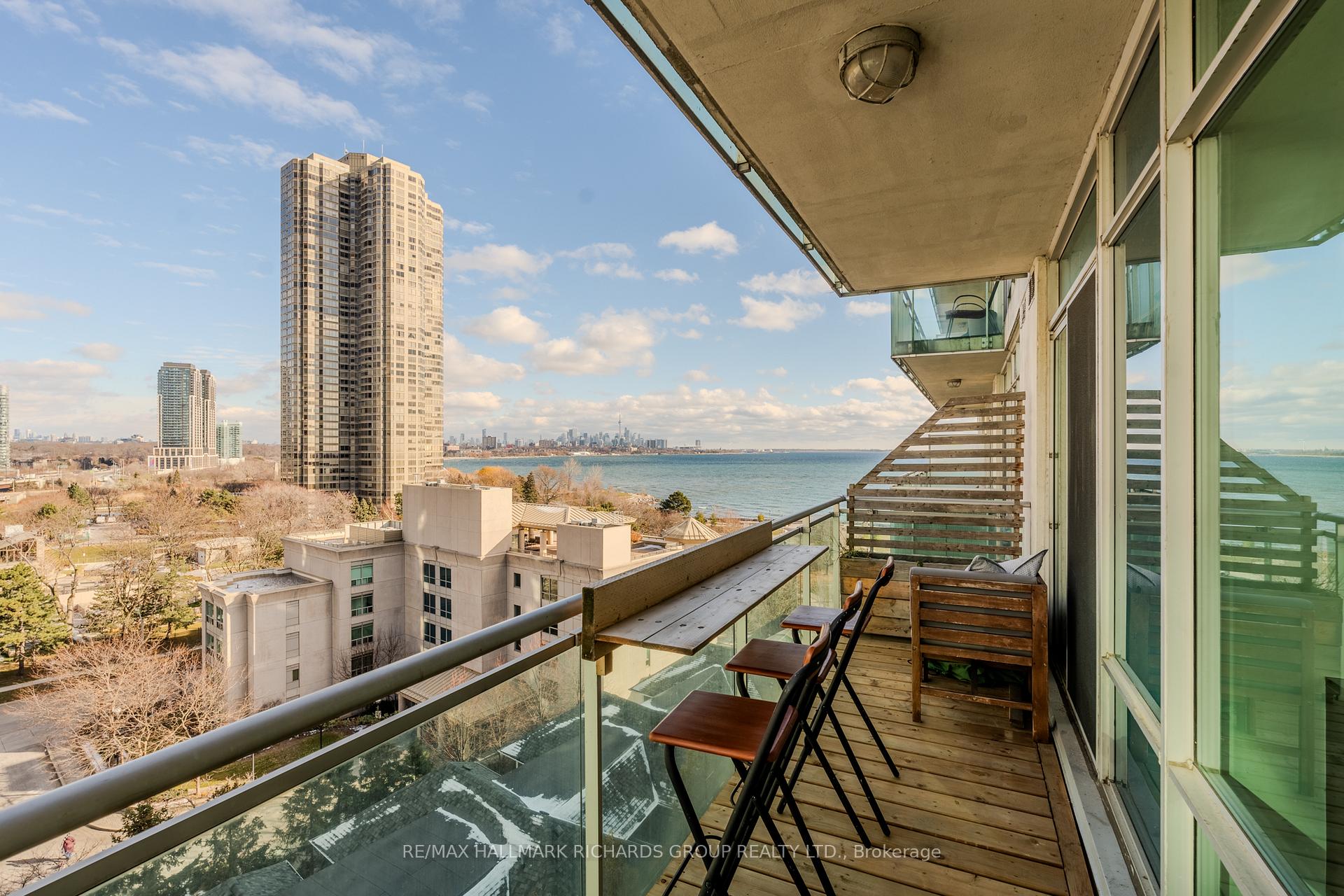 5 Marine Parade Drive 909