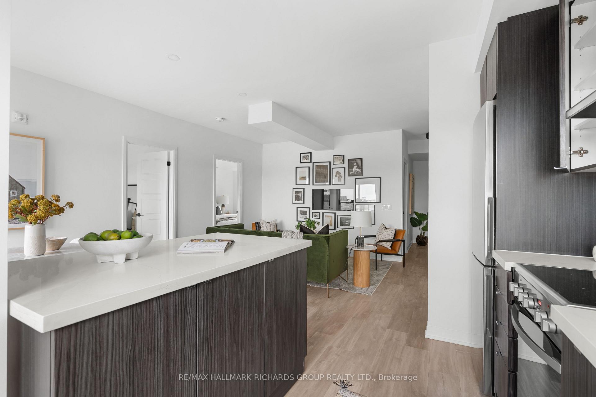 408 Brown's Line PH606, Toronto Unit: PH606