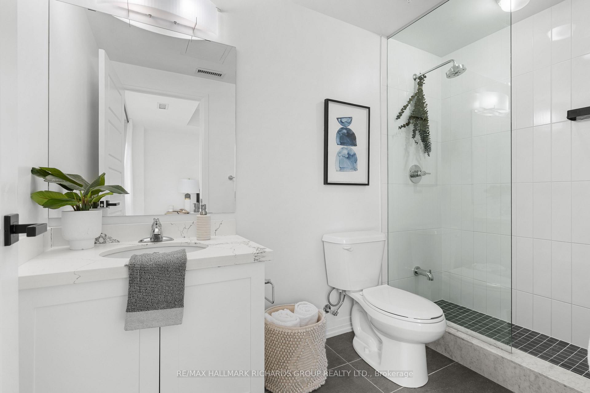408 Brown's Line PH606, Toronto Unit: PH606