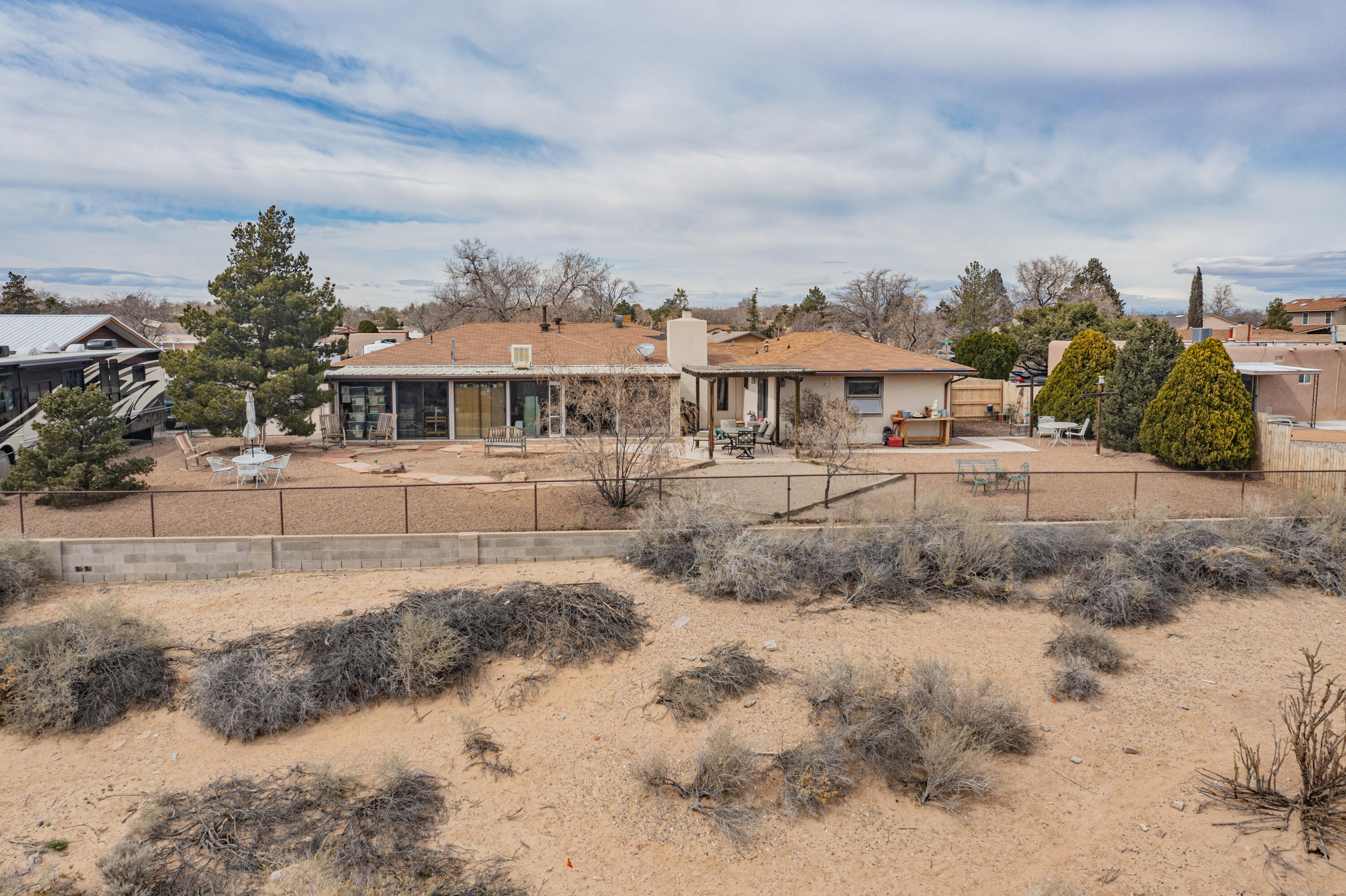 904 Palmas Altas Drive SE