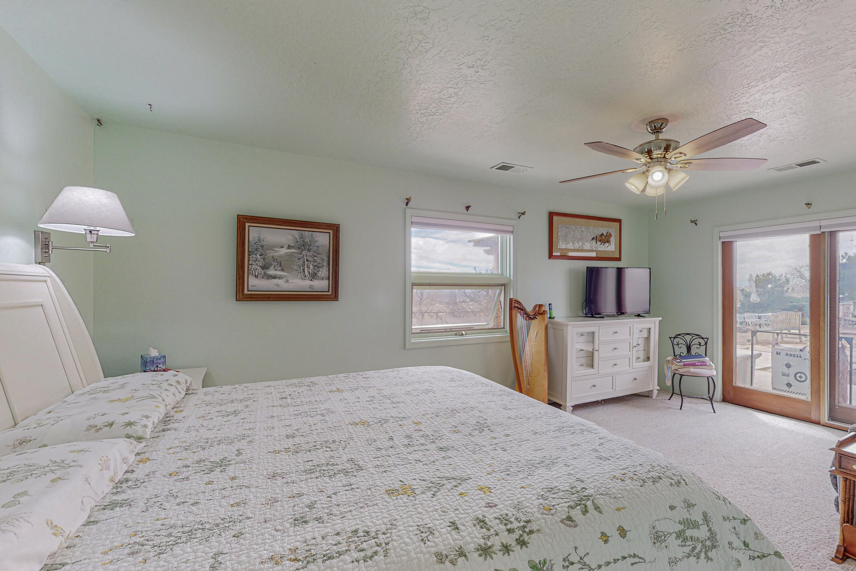 904 Palmas Altas Drive SE