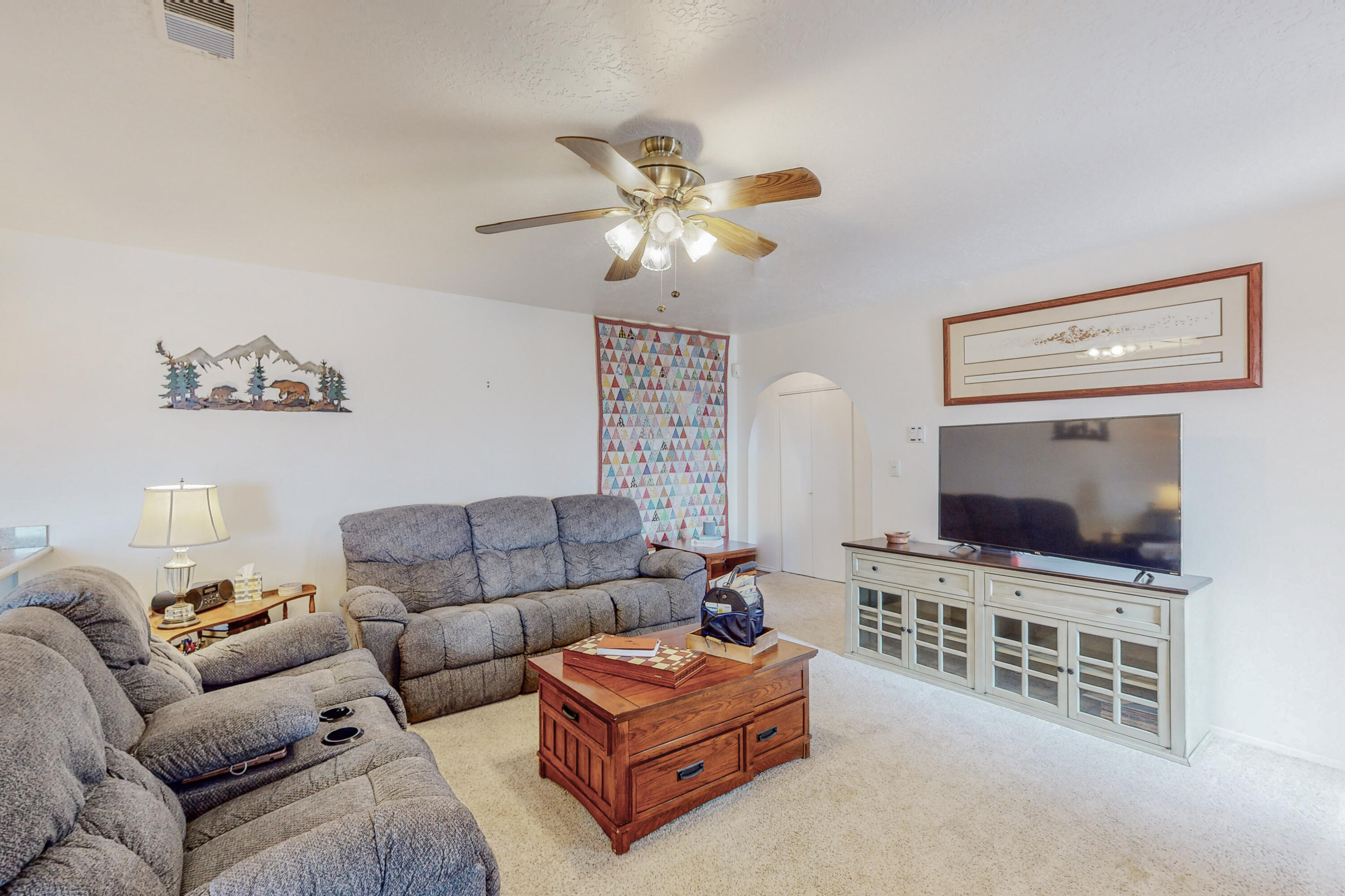 904 Palmas Altas Drive SE