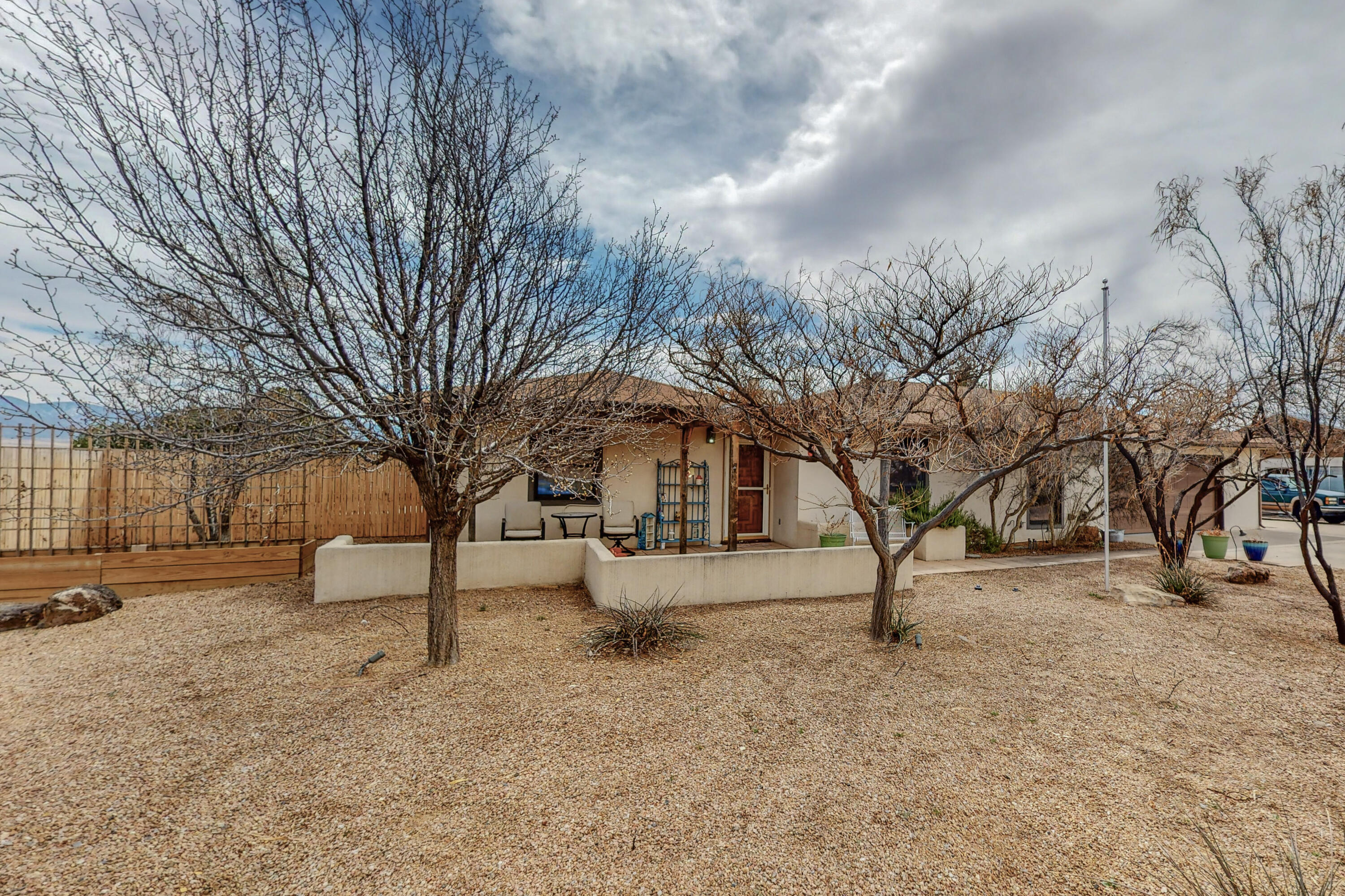 904 Palmas Altas Drive SE