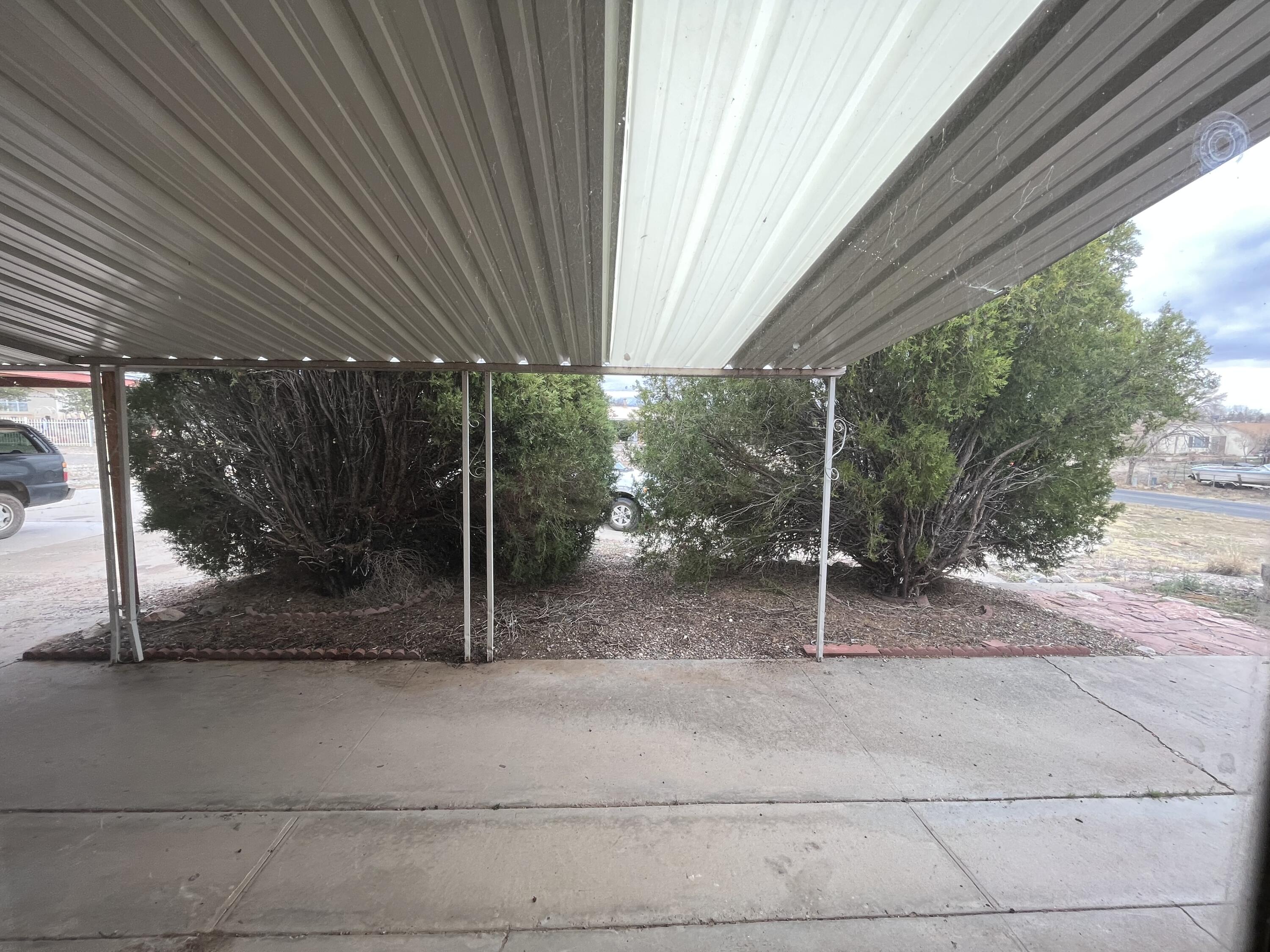112 Goodman Avenue