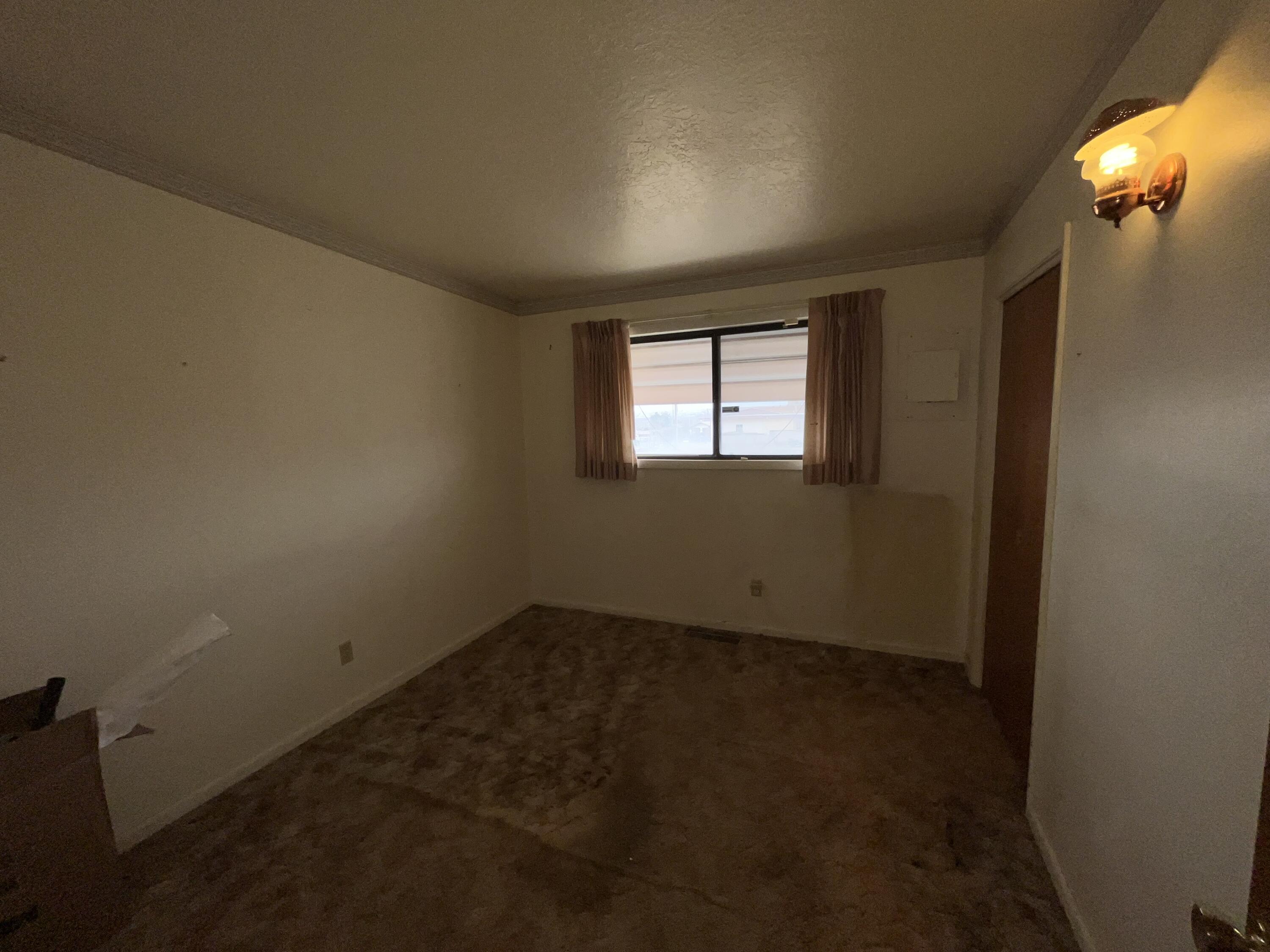 112 Goodman Avenue