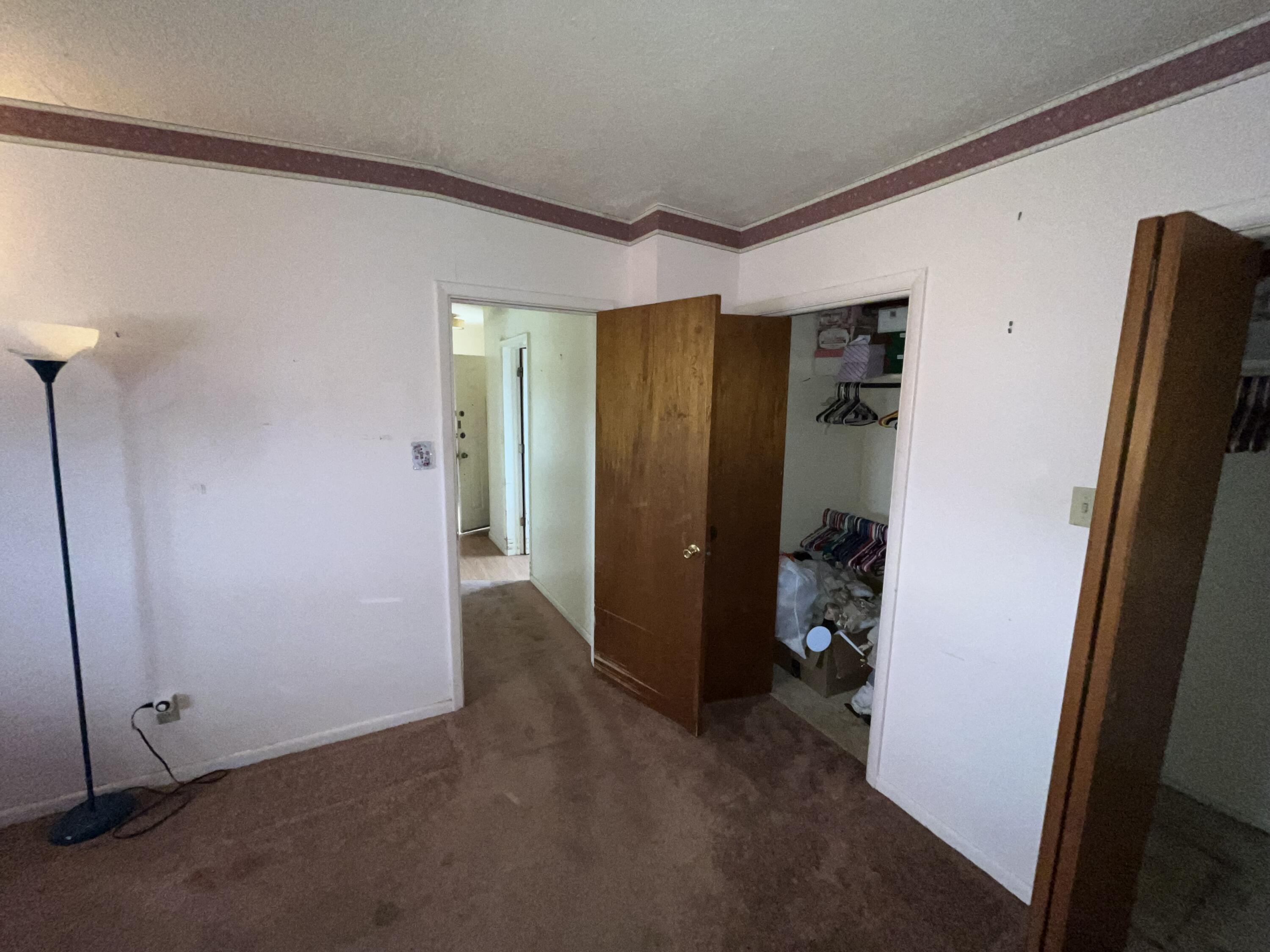 112 Goodman Avenue