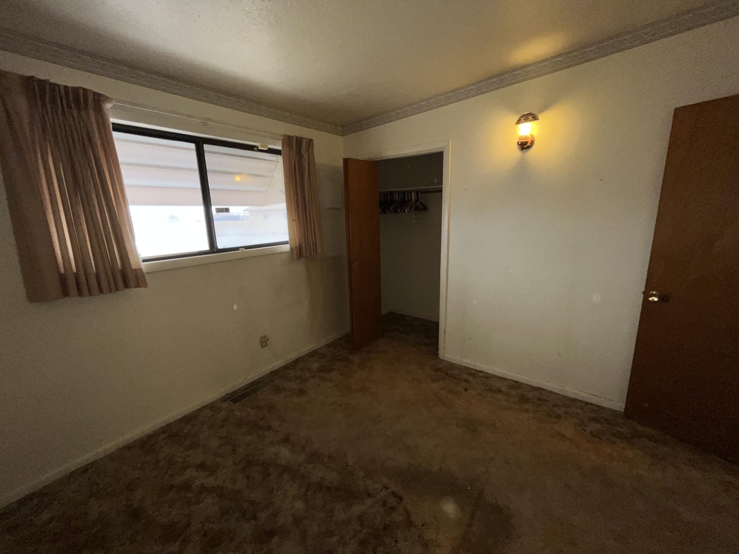 112 Goodman Avenue