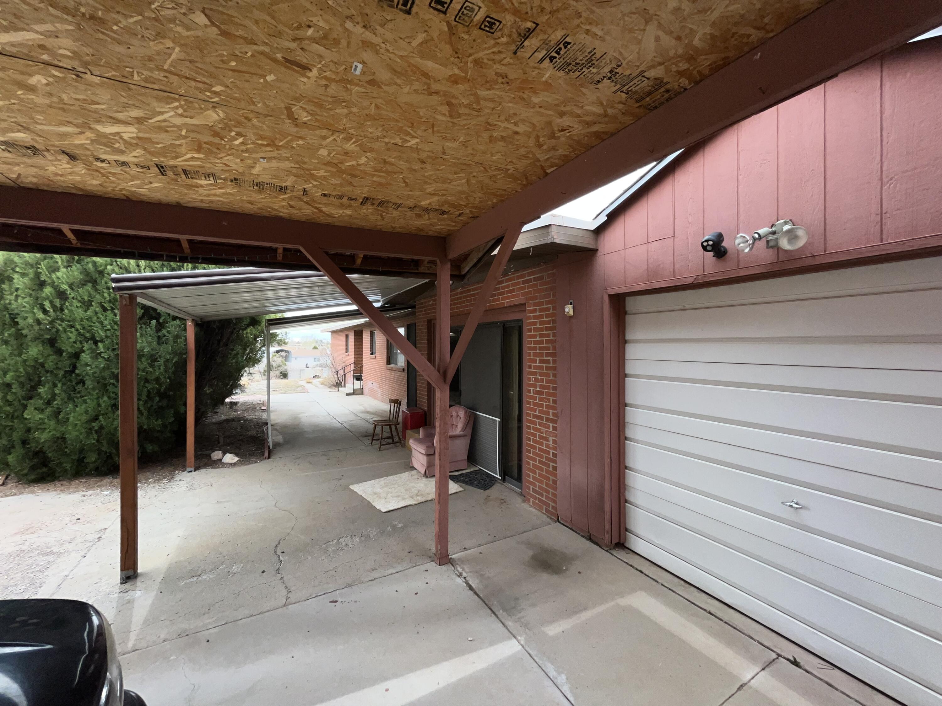 112 Goodman Avenue