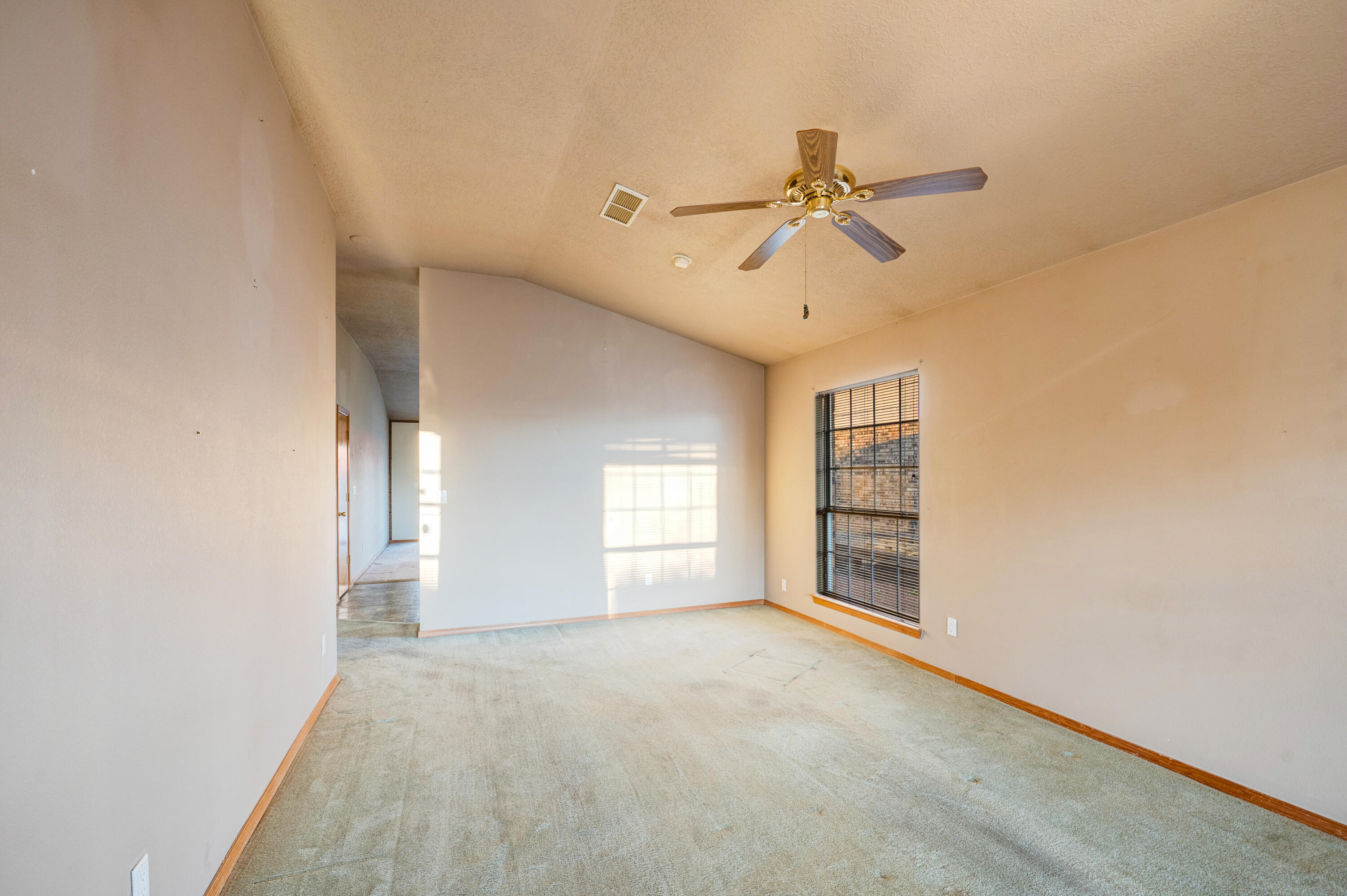 30 Buckbrush Place