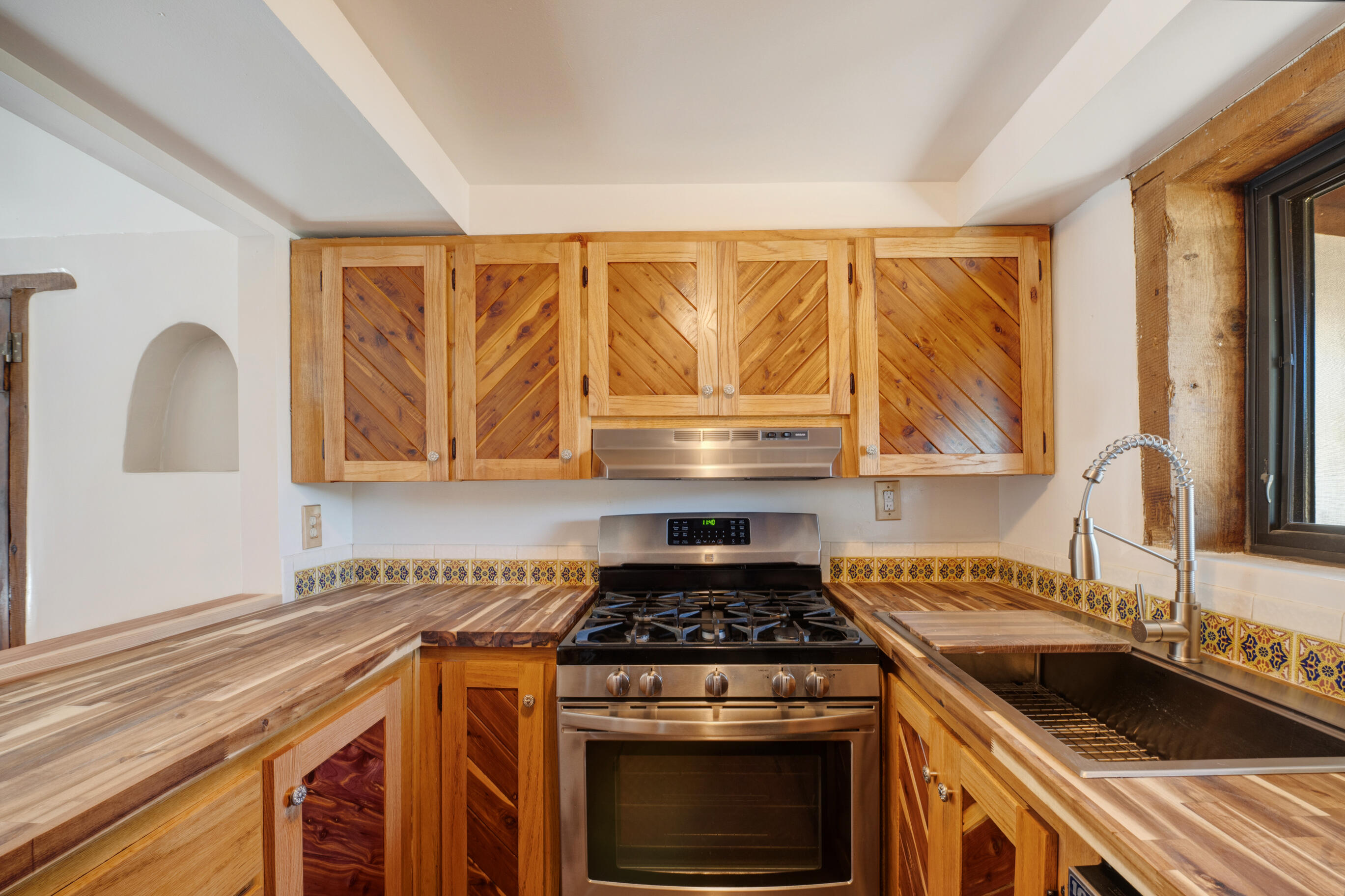 124 Sandia View Road