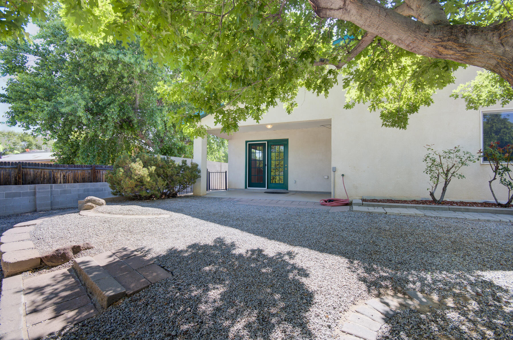 899 Calle Don Nicolas NE