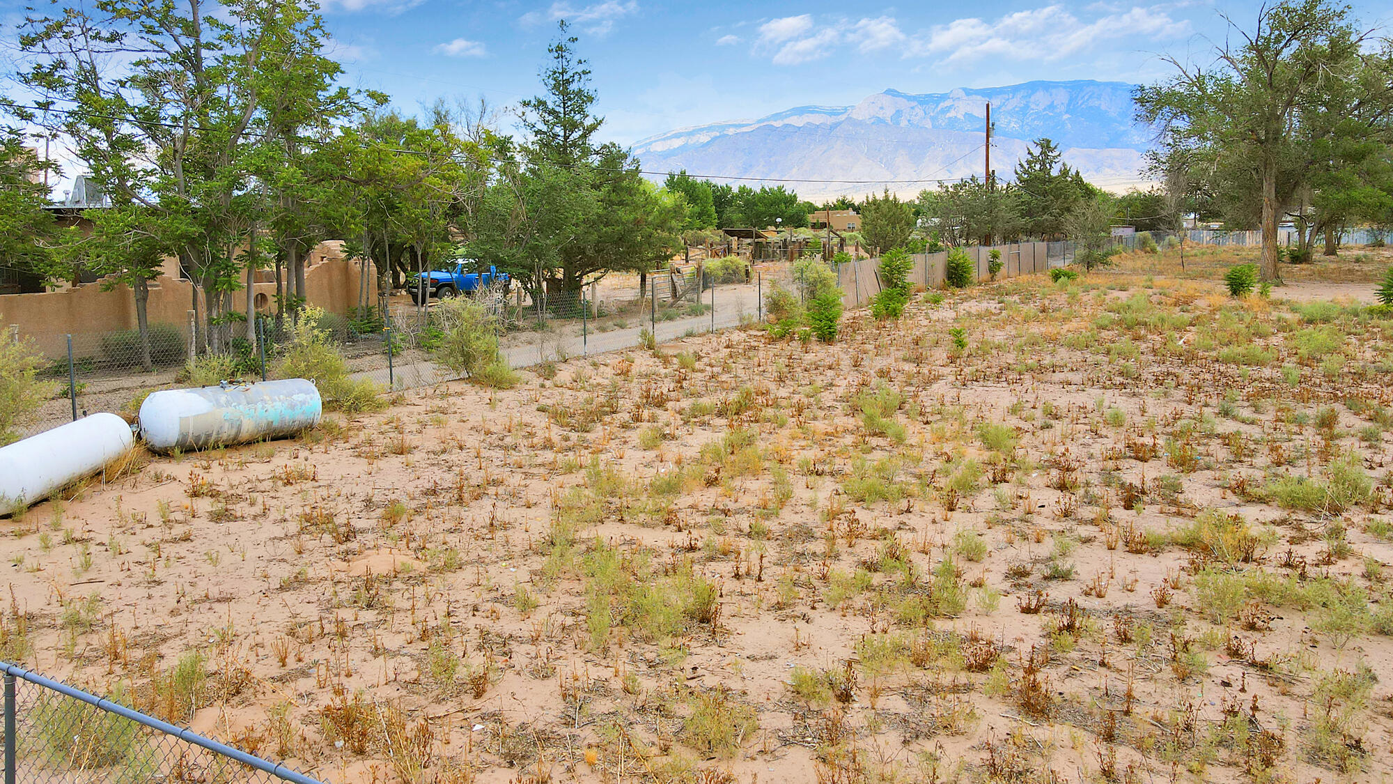 390 Camino Los Milagros