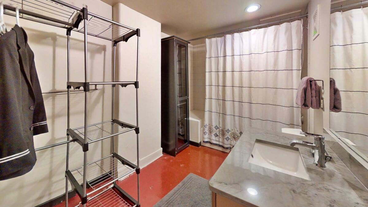 300 Tijeras Avenue NE 104