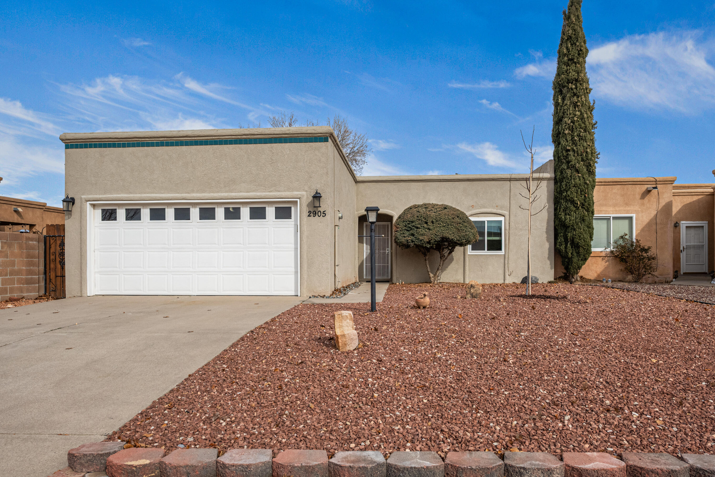 2905 Golfers Lane SE
