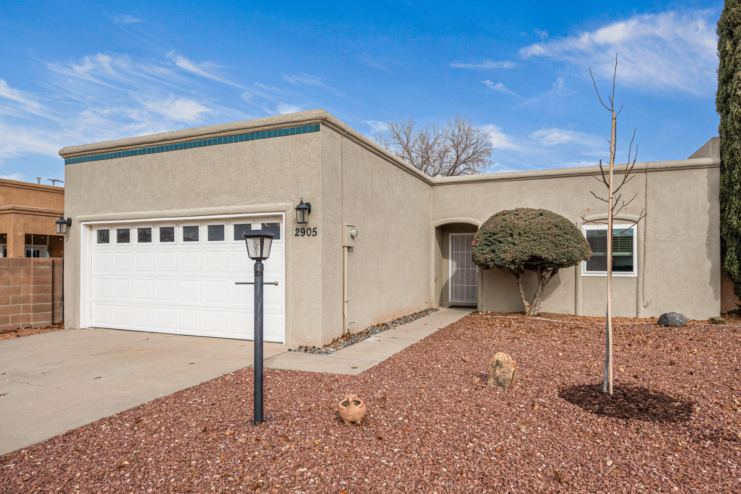 2905 Golfers Lane SE