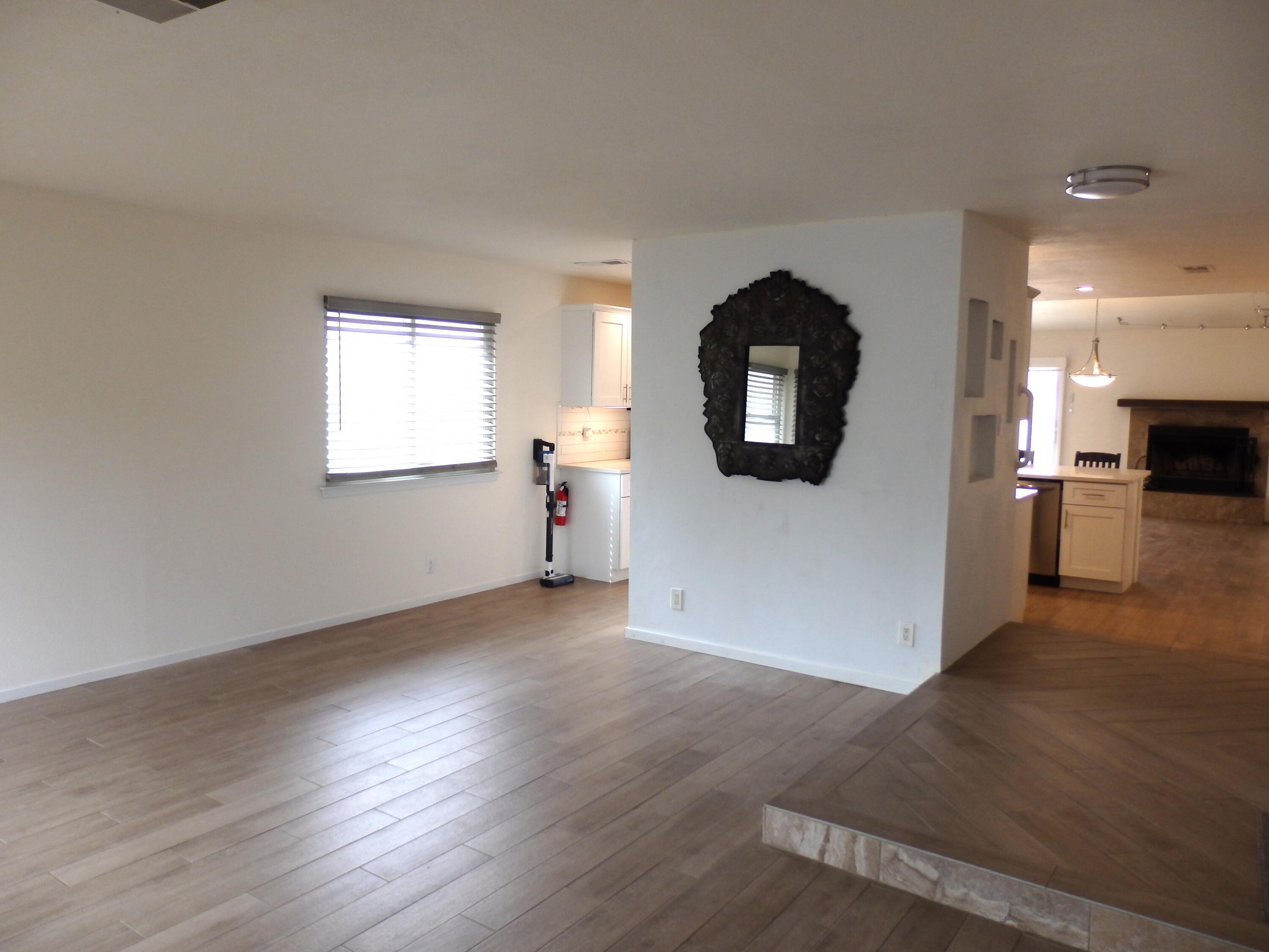 629 Monte Alto Drive NE