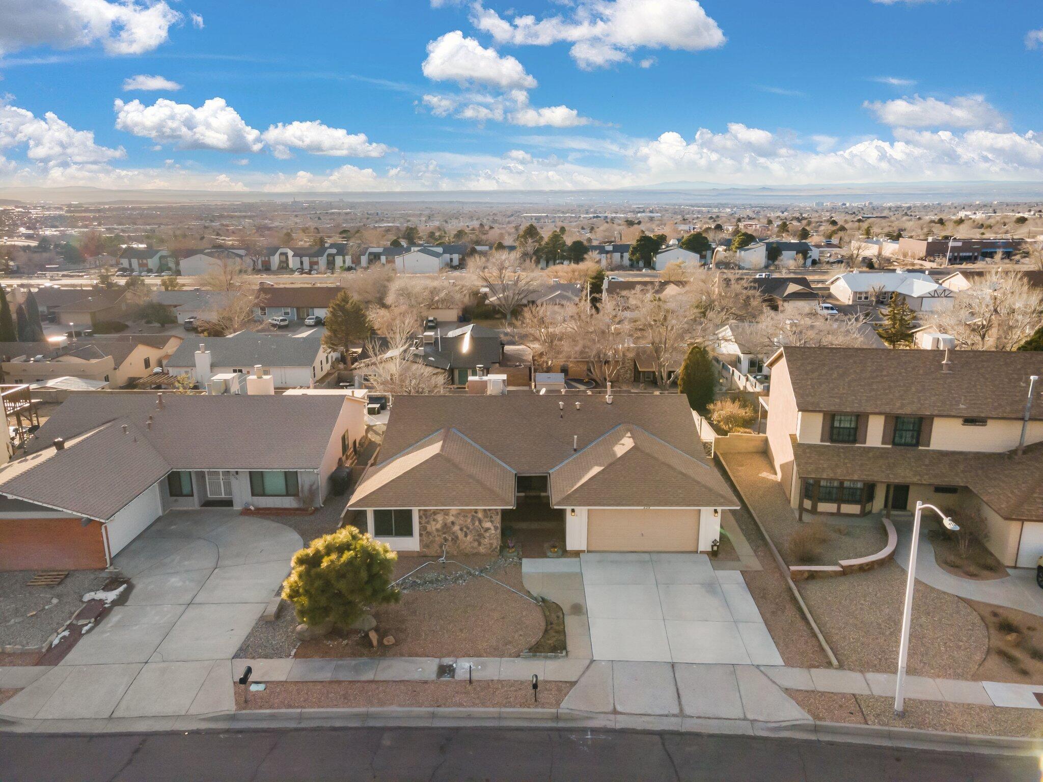 629 Monte Alto Drive NE